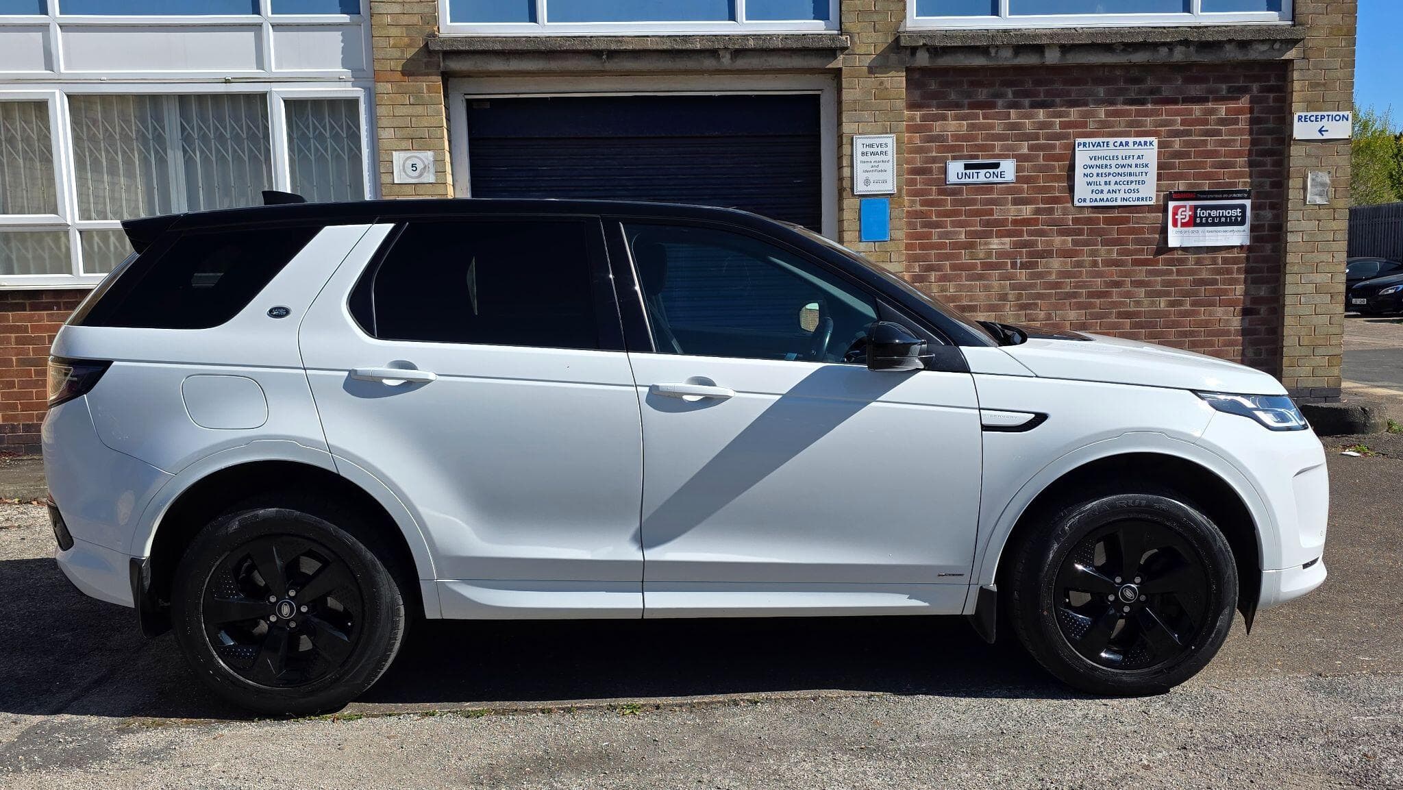 2020 Land Rover Discovery Sport - Thumbnail 3