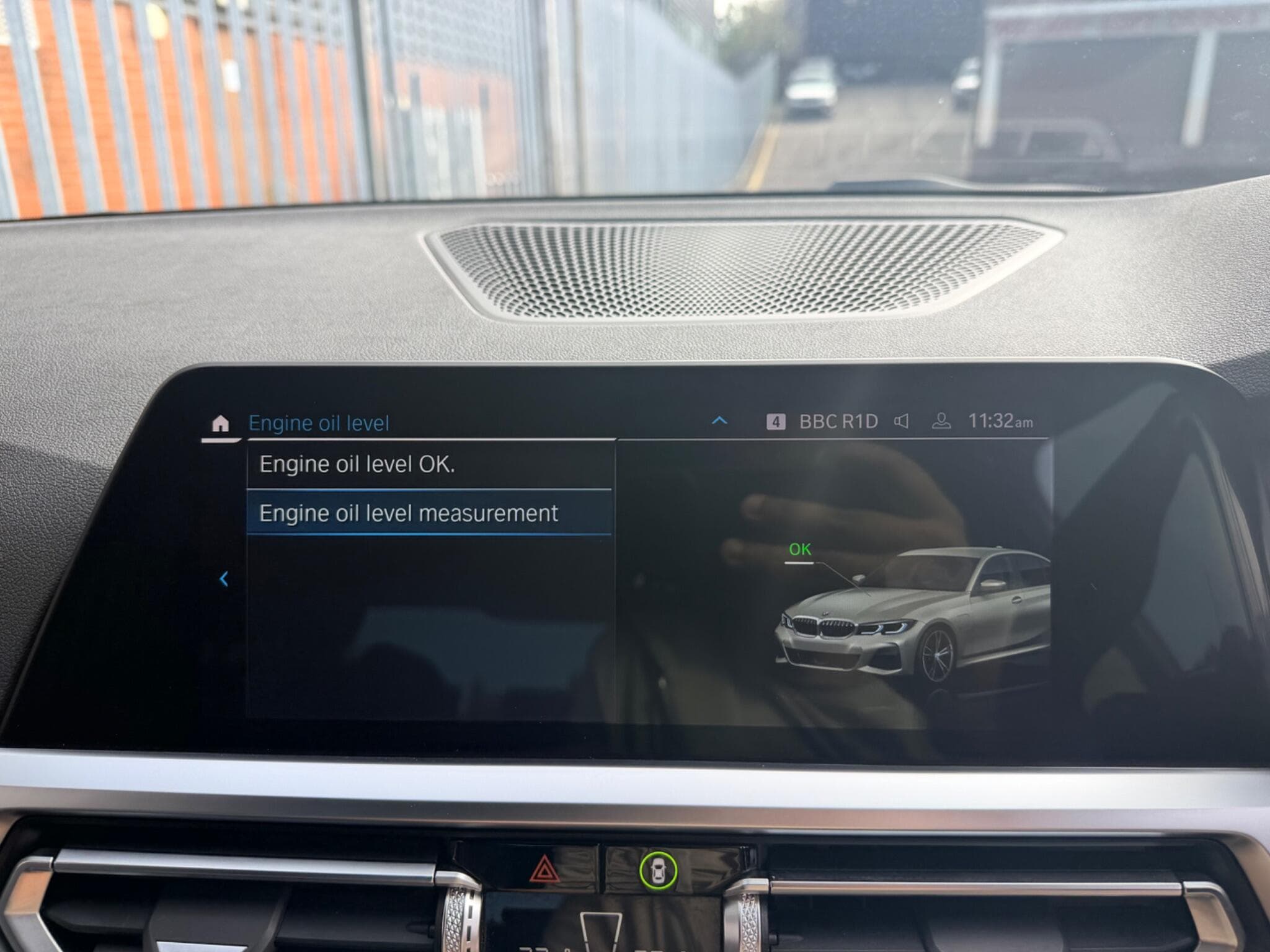 2022 BMW 3 Series - Thumbnail 28