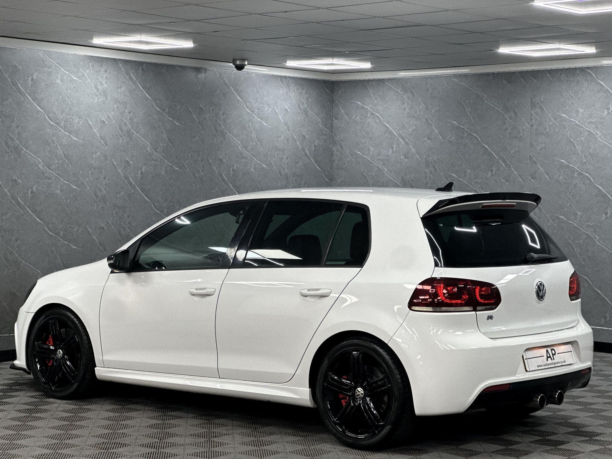 2011 Volkswagen Golf - Thumbnail 27