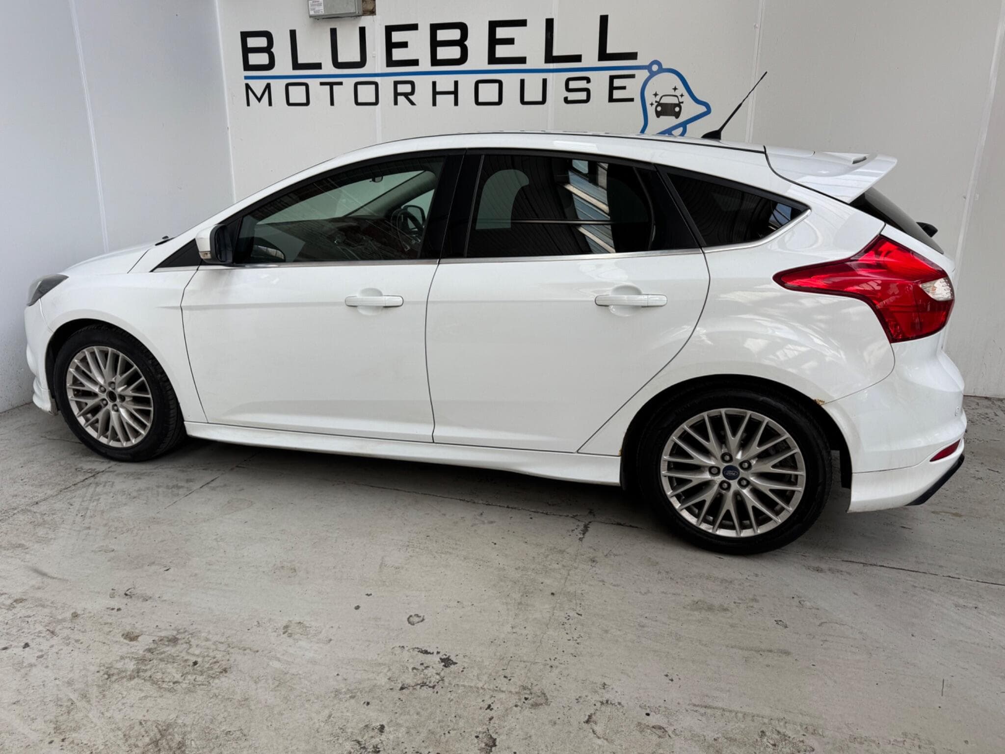 2014 Ford Focus - Thumbnail 8