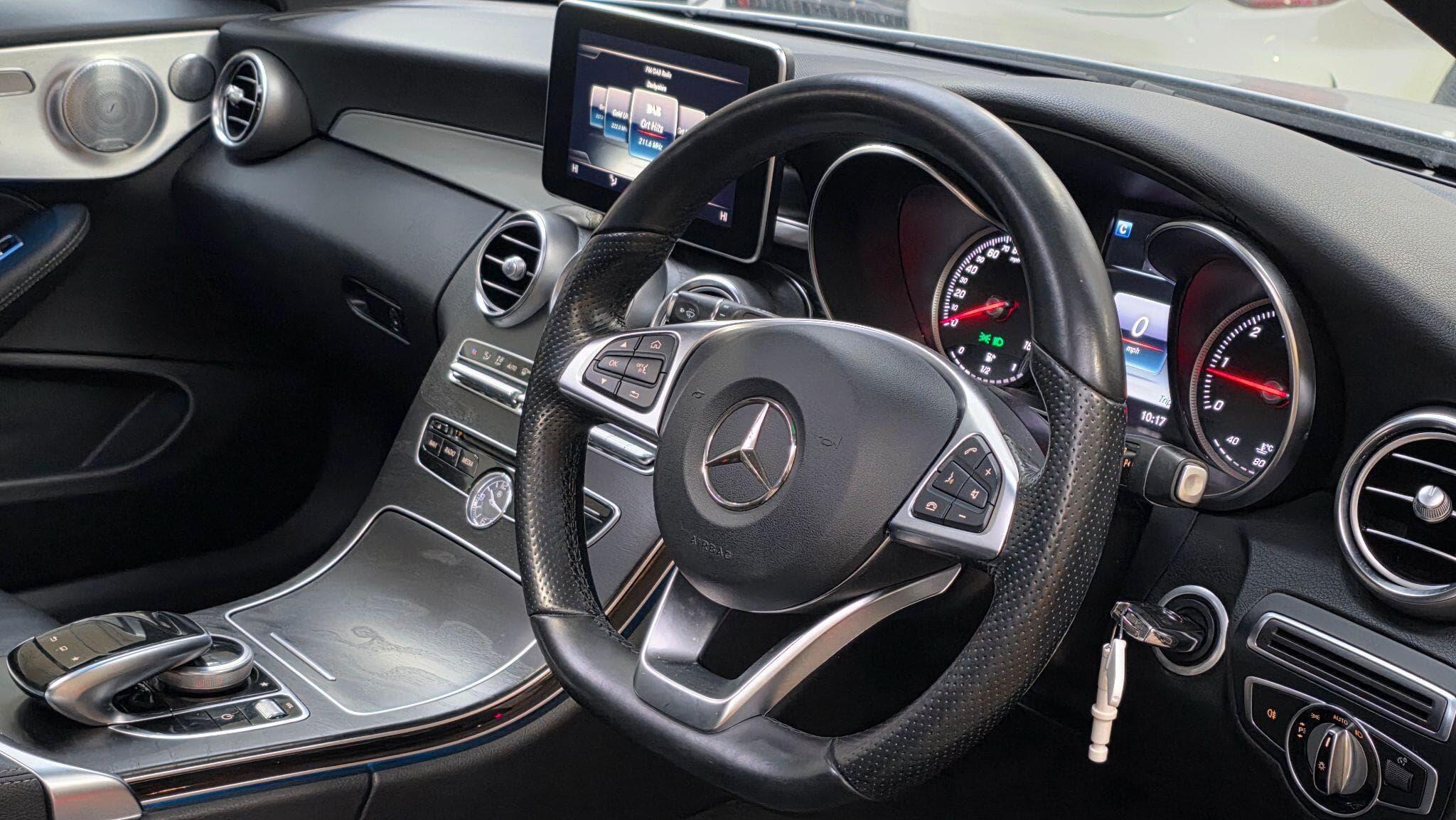 2016 Mercedes-Benz C Class - Thumbnail 9