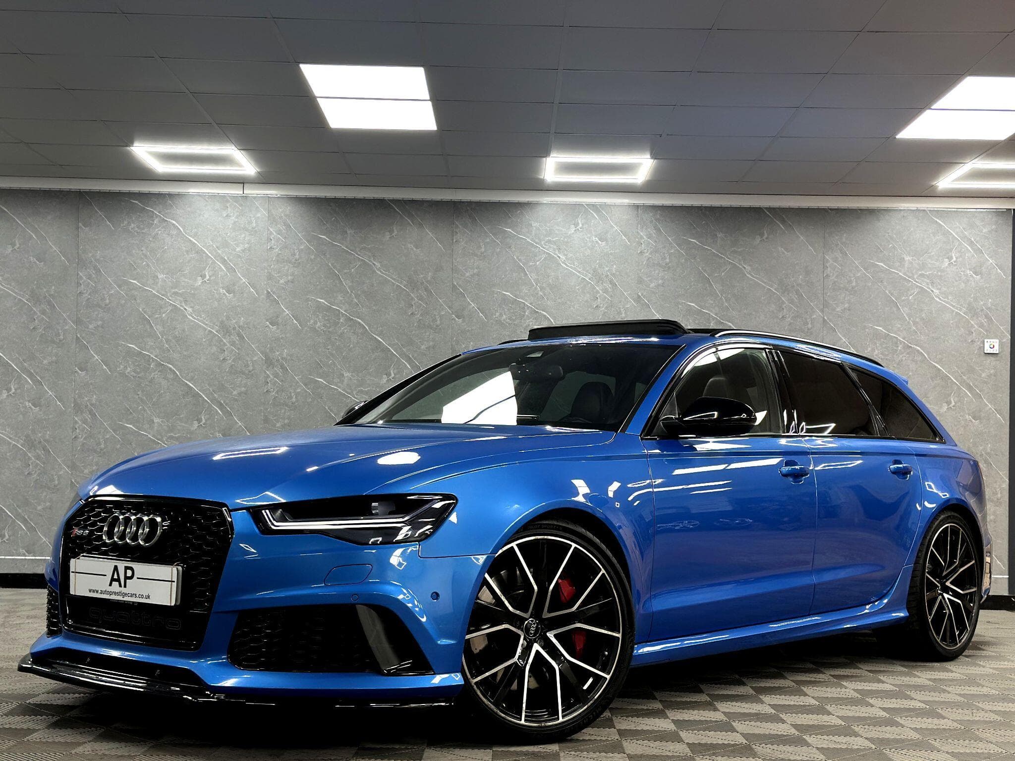 2017 Audi RS6 Avant - Main