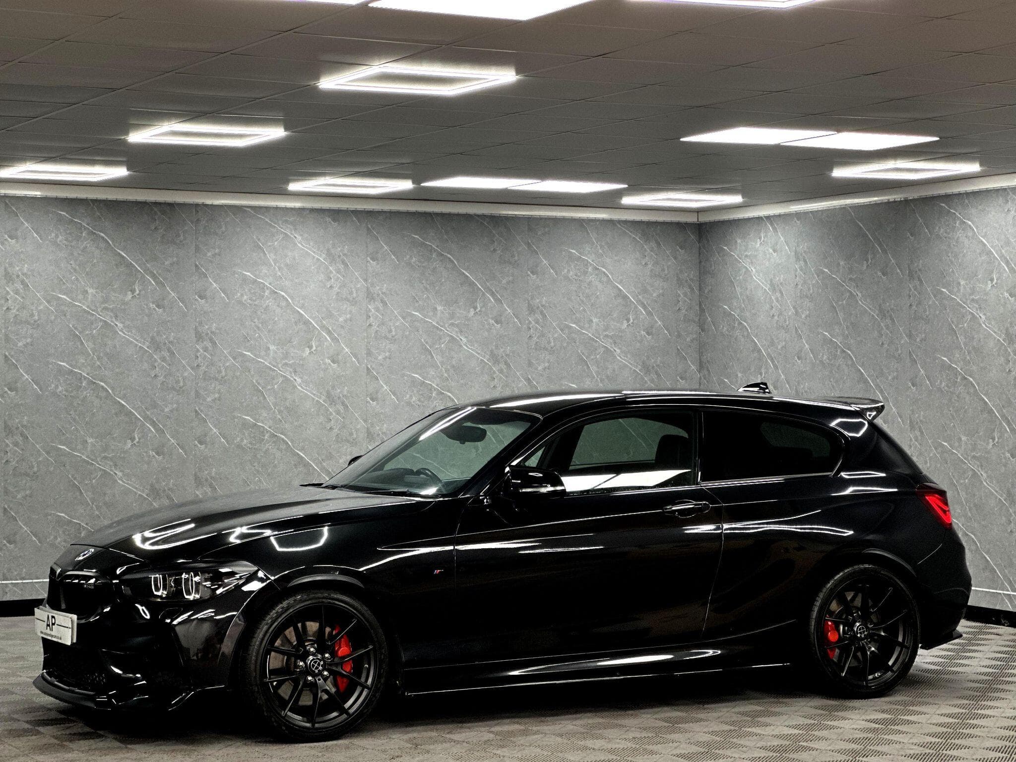 2018 BMW 1 Series - Thumbnail 14