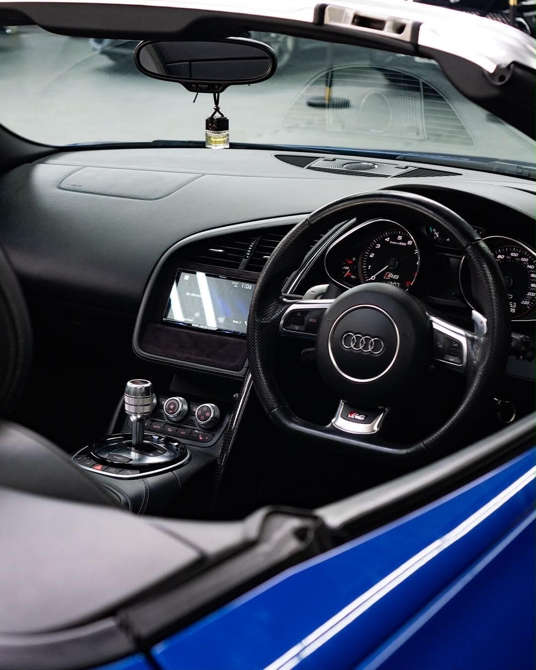 2014 Audi R8 - Thumbnail 31
