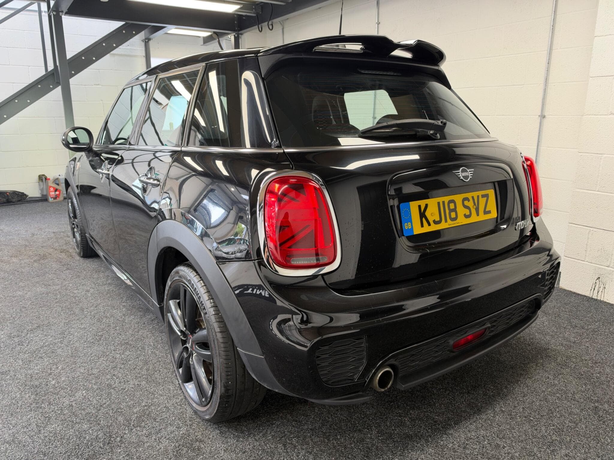 2018 MINI Hatch - Thumbnail 4