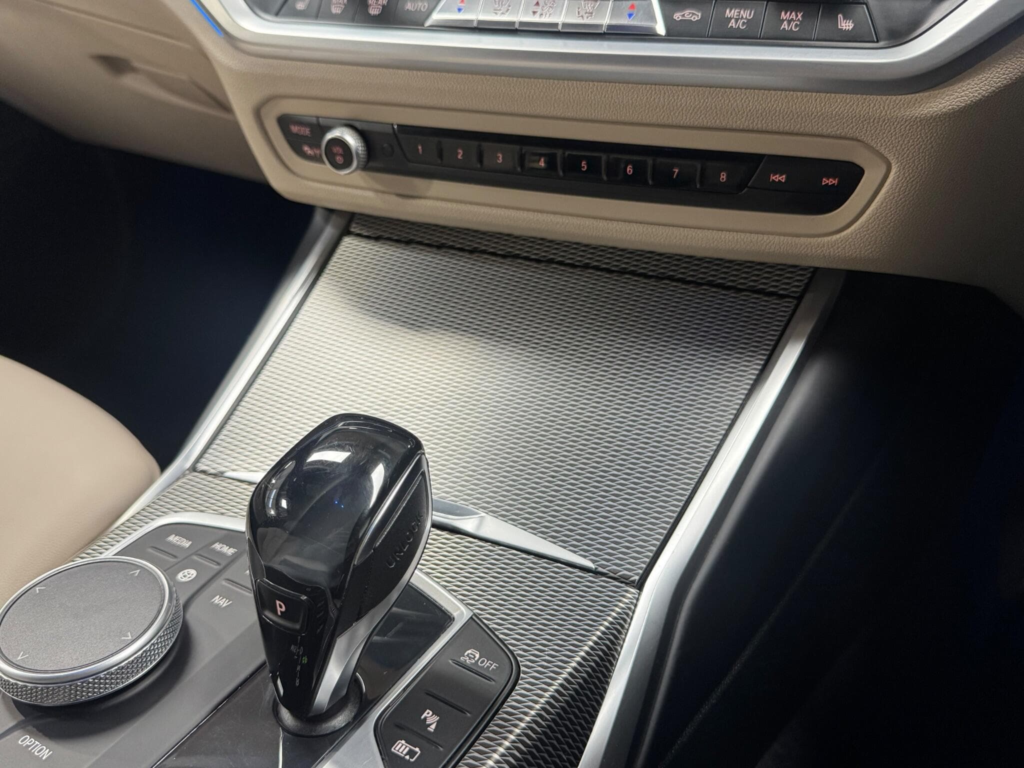 2020 BMW 3 Series - Thumbnail 15