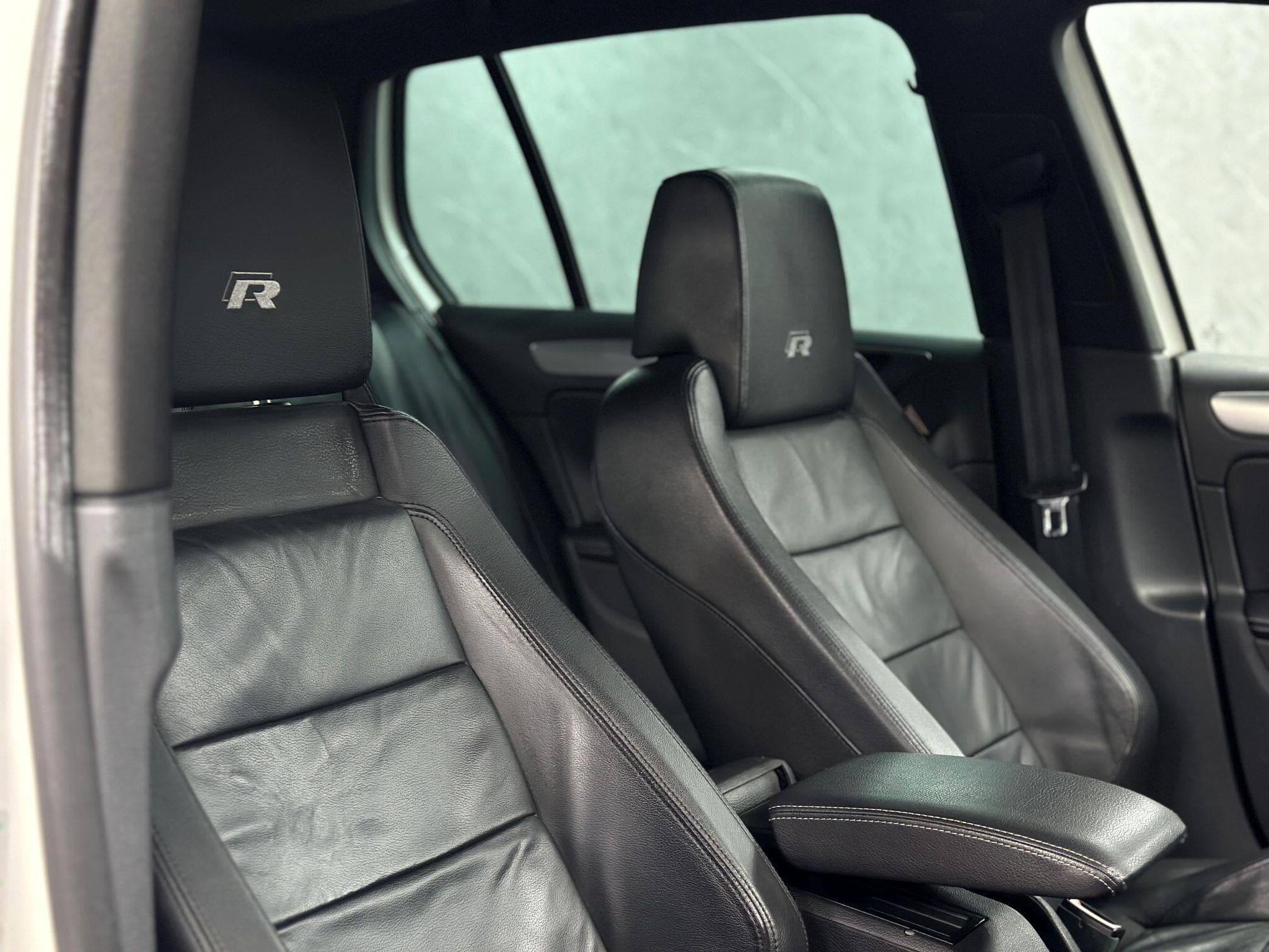 2011 Volkswagen Golf - Thumbnail 30