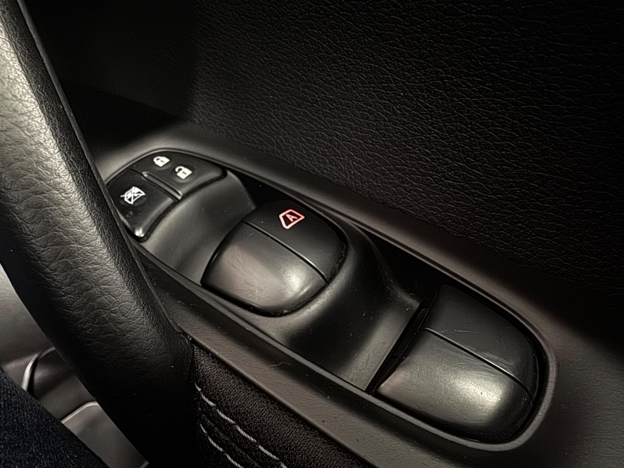 2016 Nissan Qashqai - Thumbnail 26