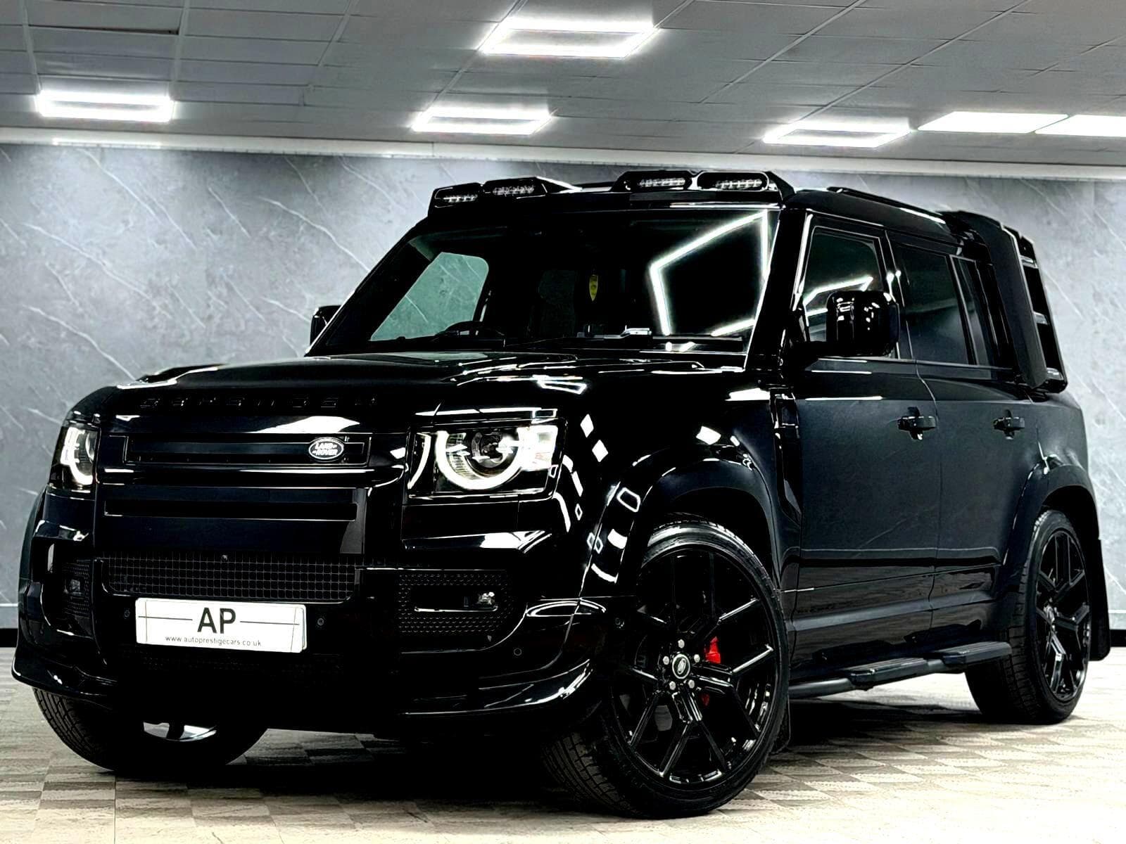 2024 Land Rover Defender 110 - Thumbnail 7