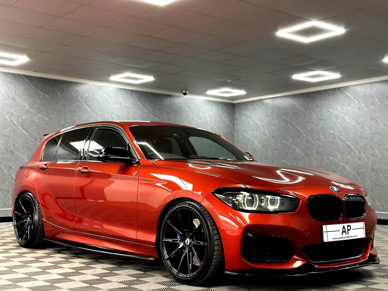 2017 BMW 1 Series - Thumbnail 4