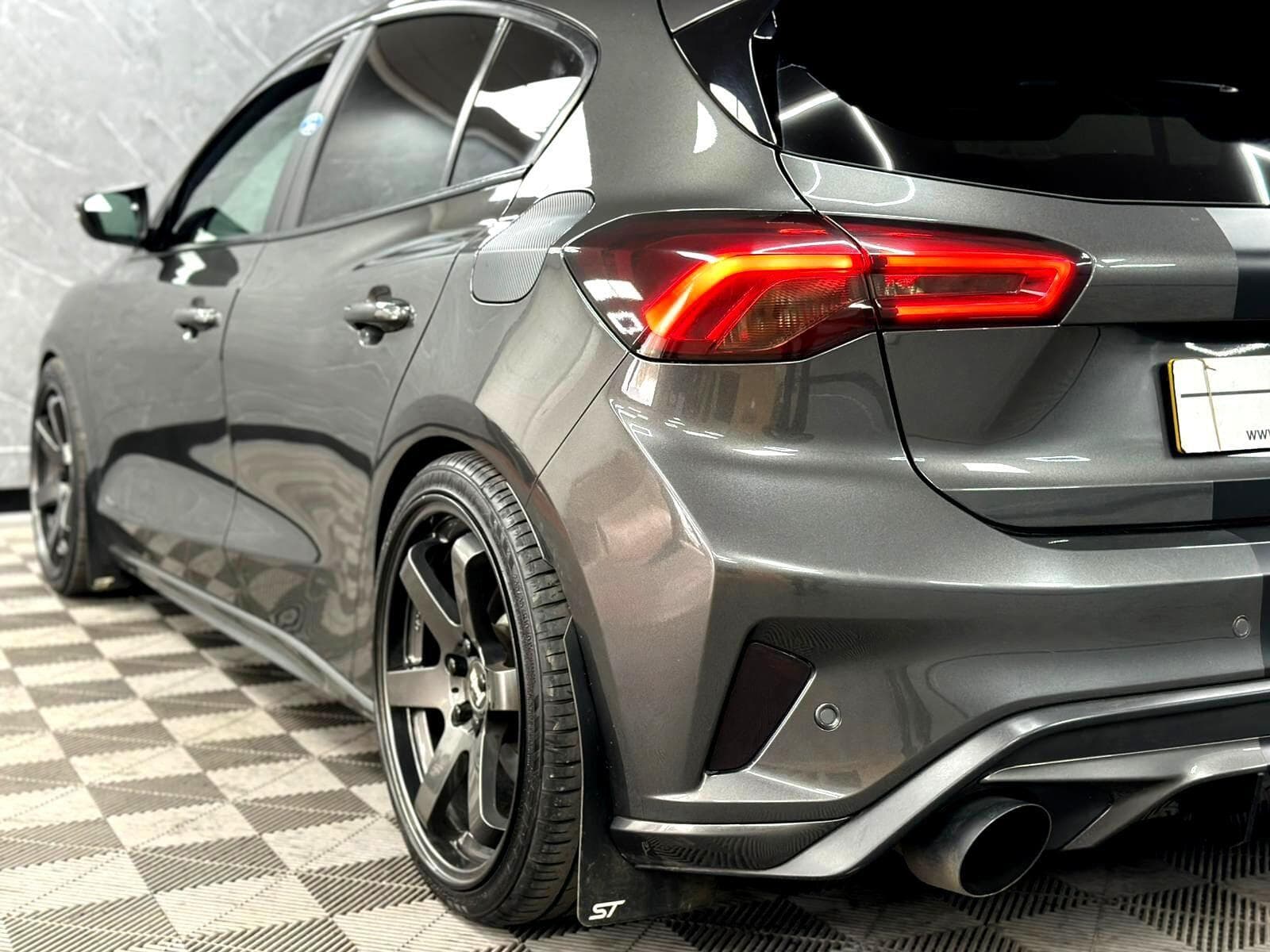 2020 Ford Focus - Thumbnail 43