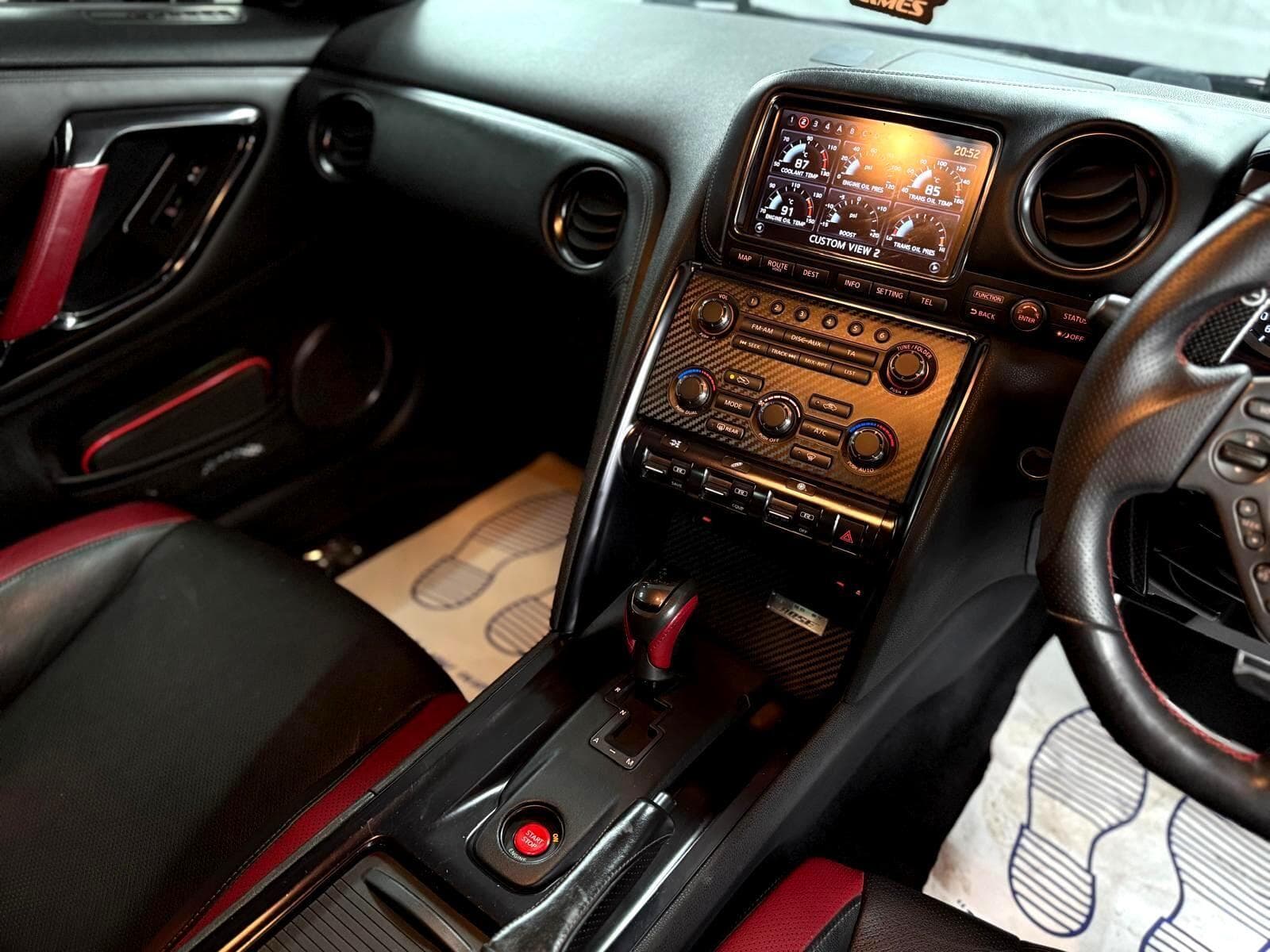 2011 Nissan GT-R - Thumbnail 71