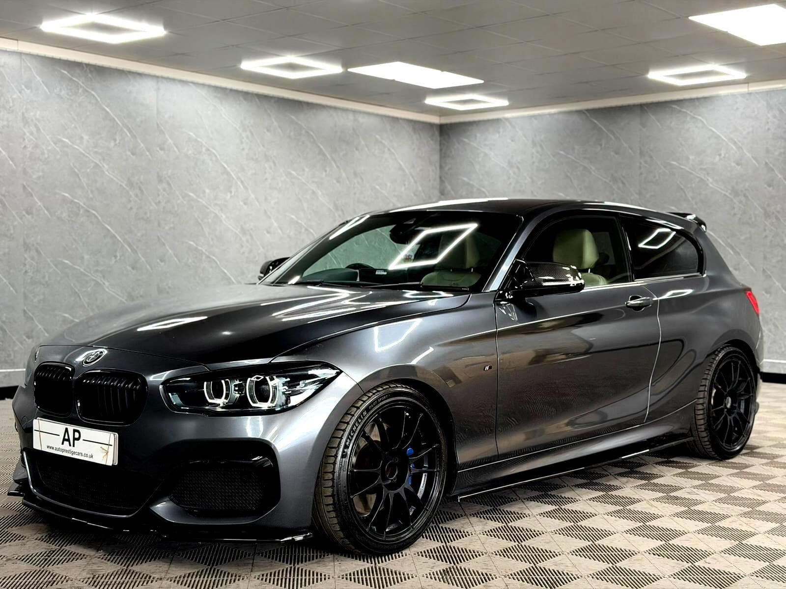 2017 BMW 1 Series - Thumbnail 13