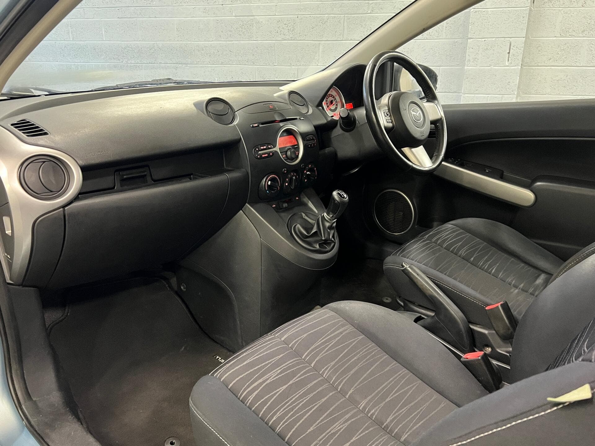 2008 Mazda Mazda2 - Thumbnail 31