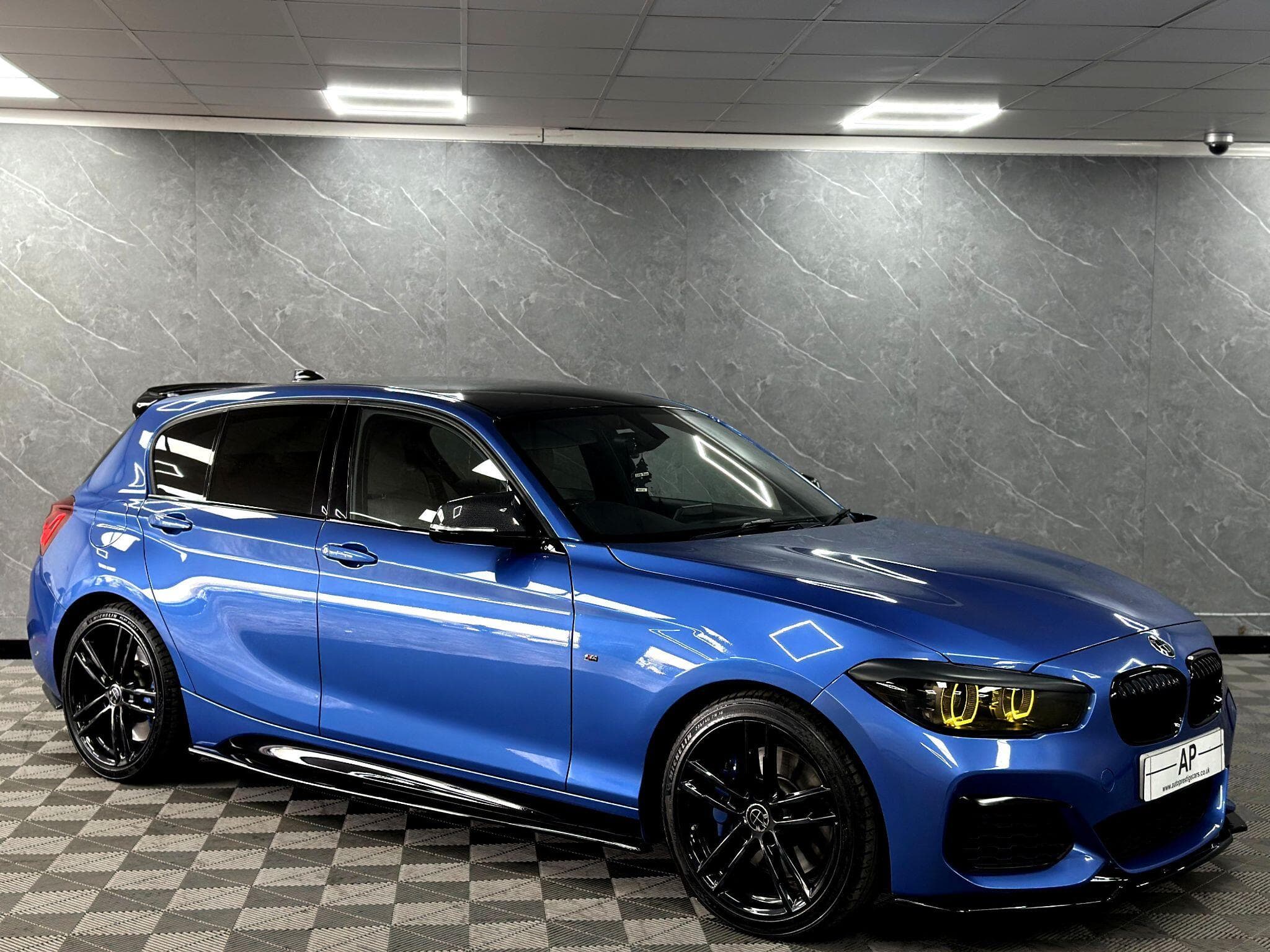 2017 BMW 1 Series - Thumbnail 20