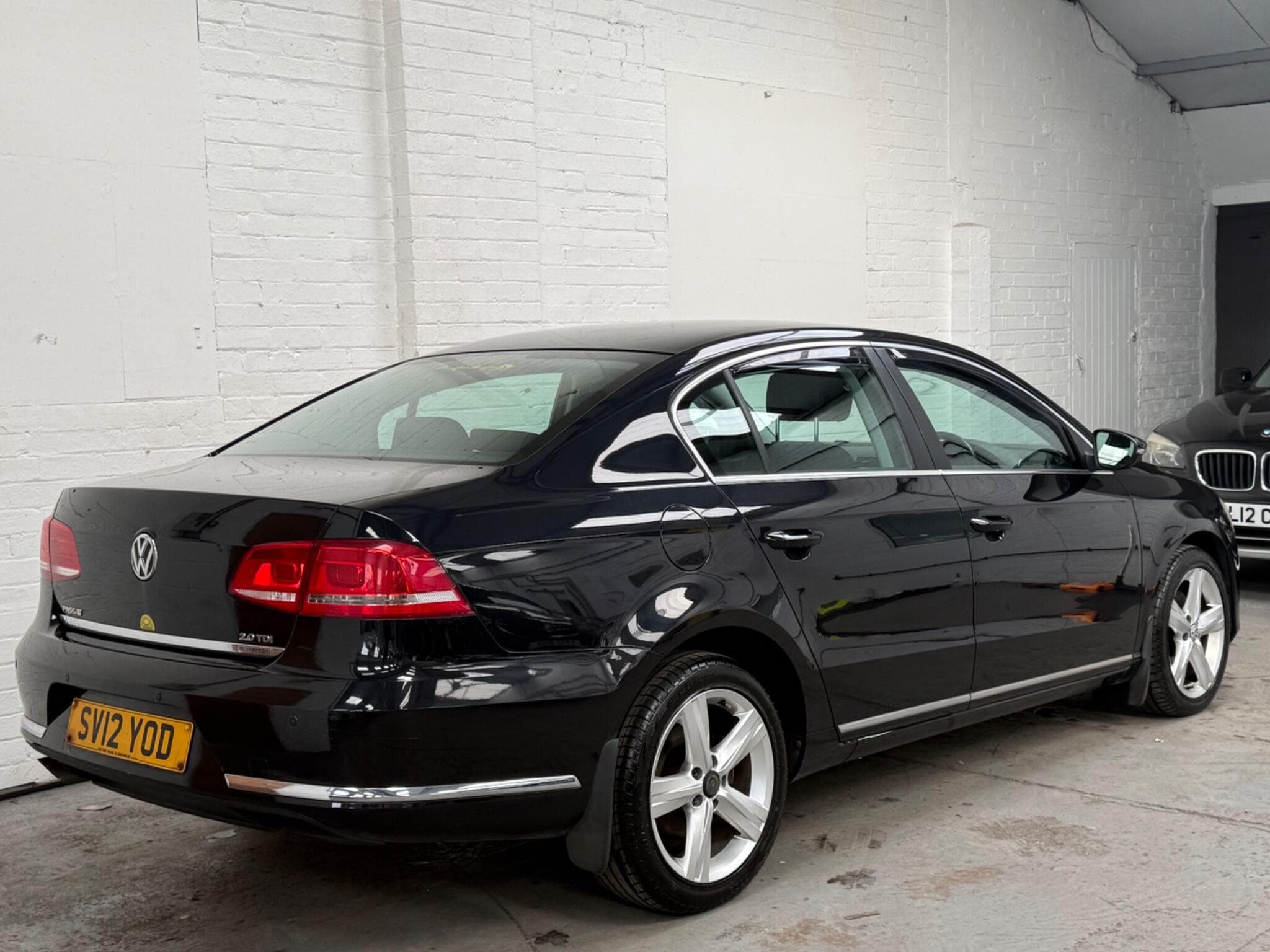 2012 Volkswagen Passat - Thumbnail 5