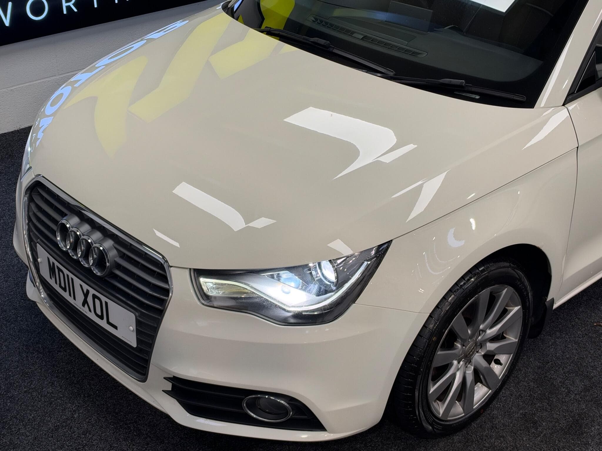 2011 Audi A1 - Thumbnail 44