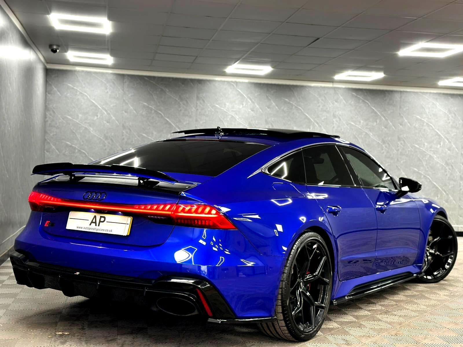 2022 Audi RS7 - Thumbnail 36