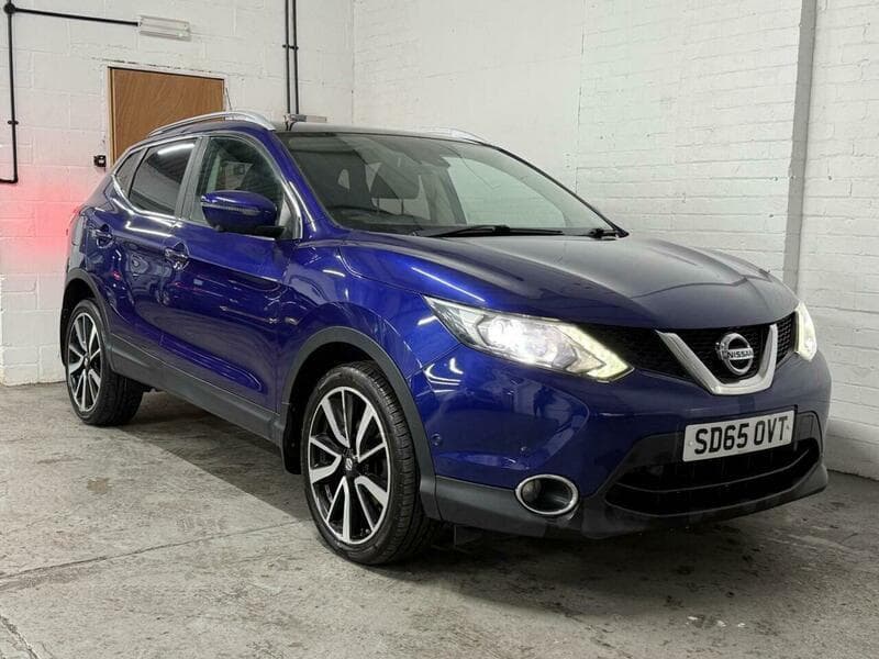 2015 Nissan Qashqai - Main