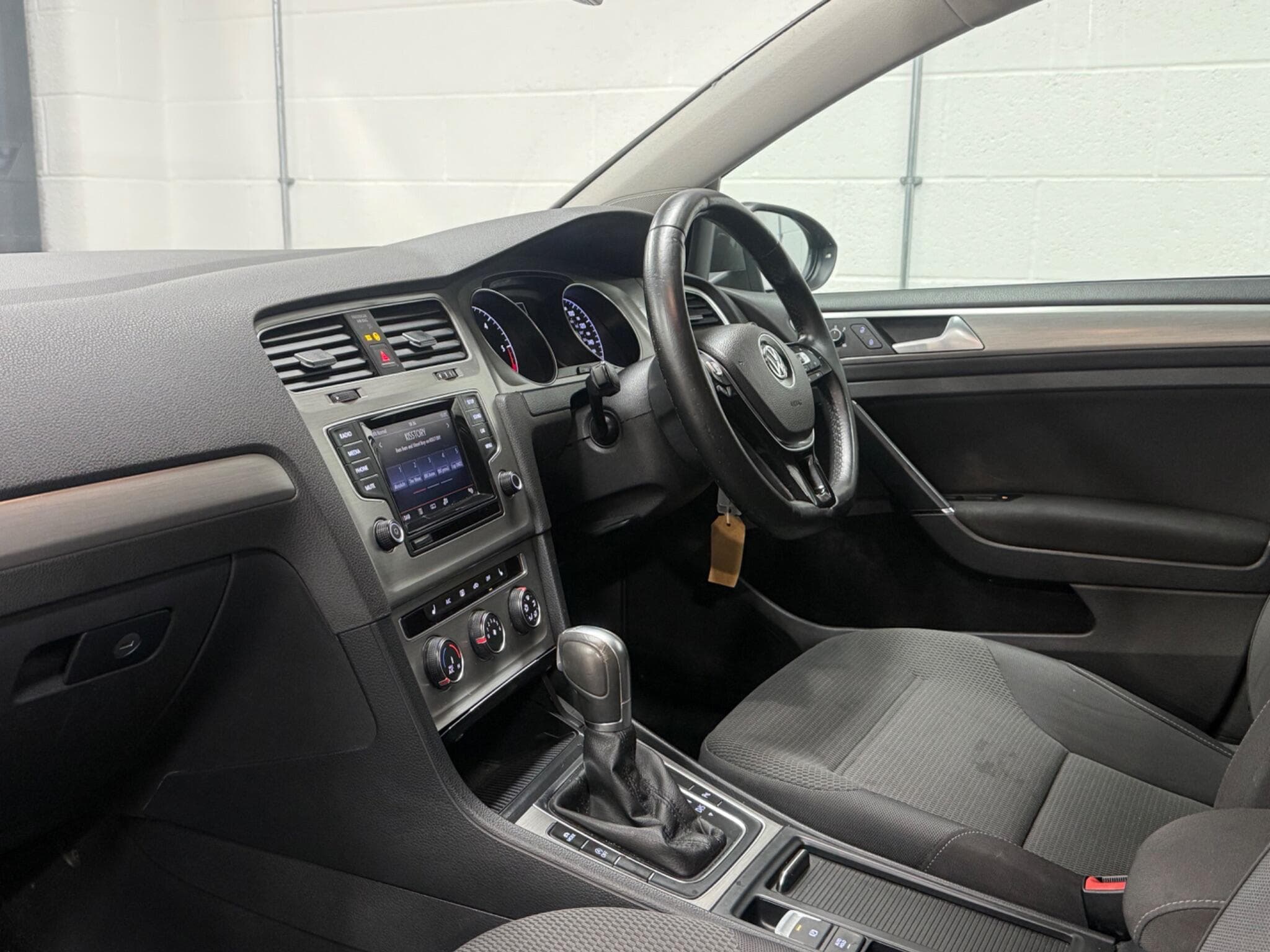 2014 Volkswagen Golf - Thumbnail 16