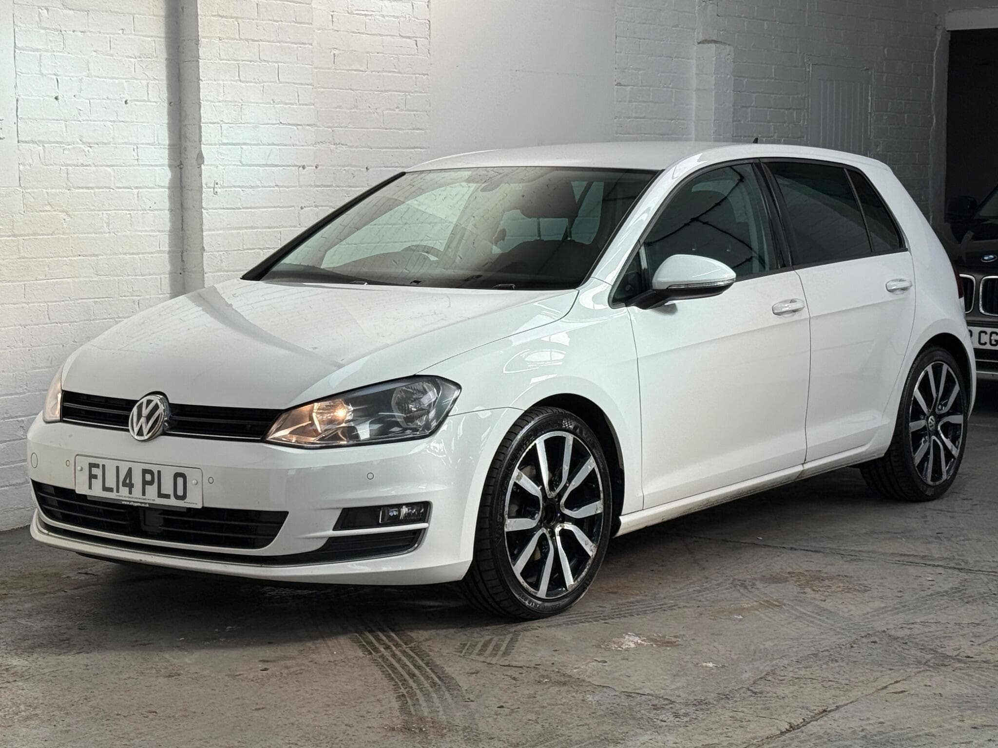 2014 Volkswagen Golf - 3
