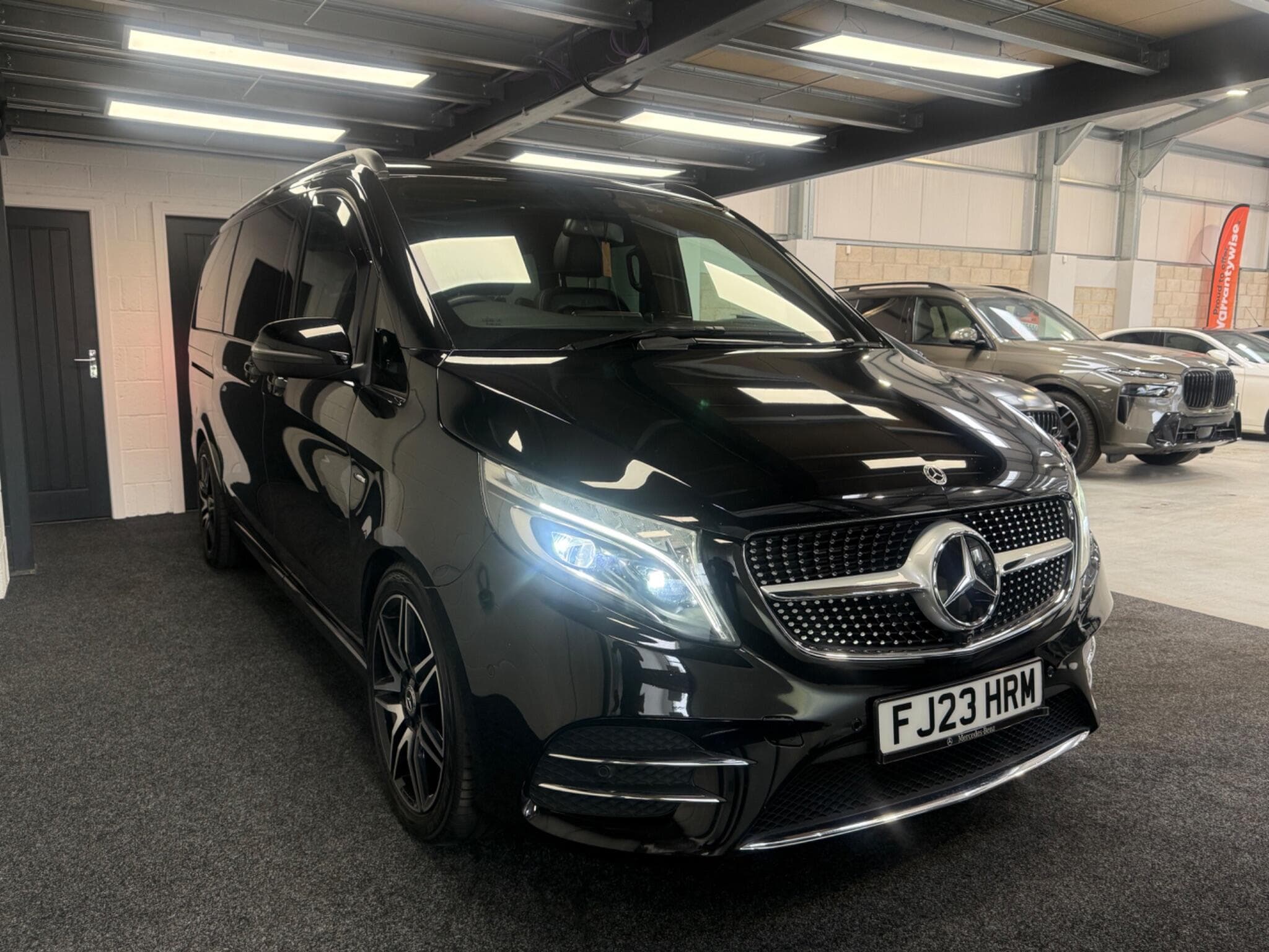 2023 Mercedes-Benz V Class - Image 2
