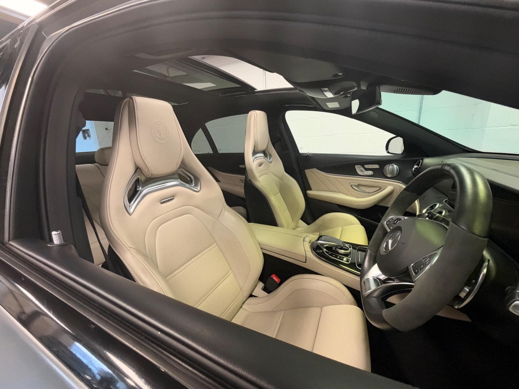 2017 Mercedes-Benz E Class - Thumbnail 33