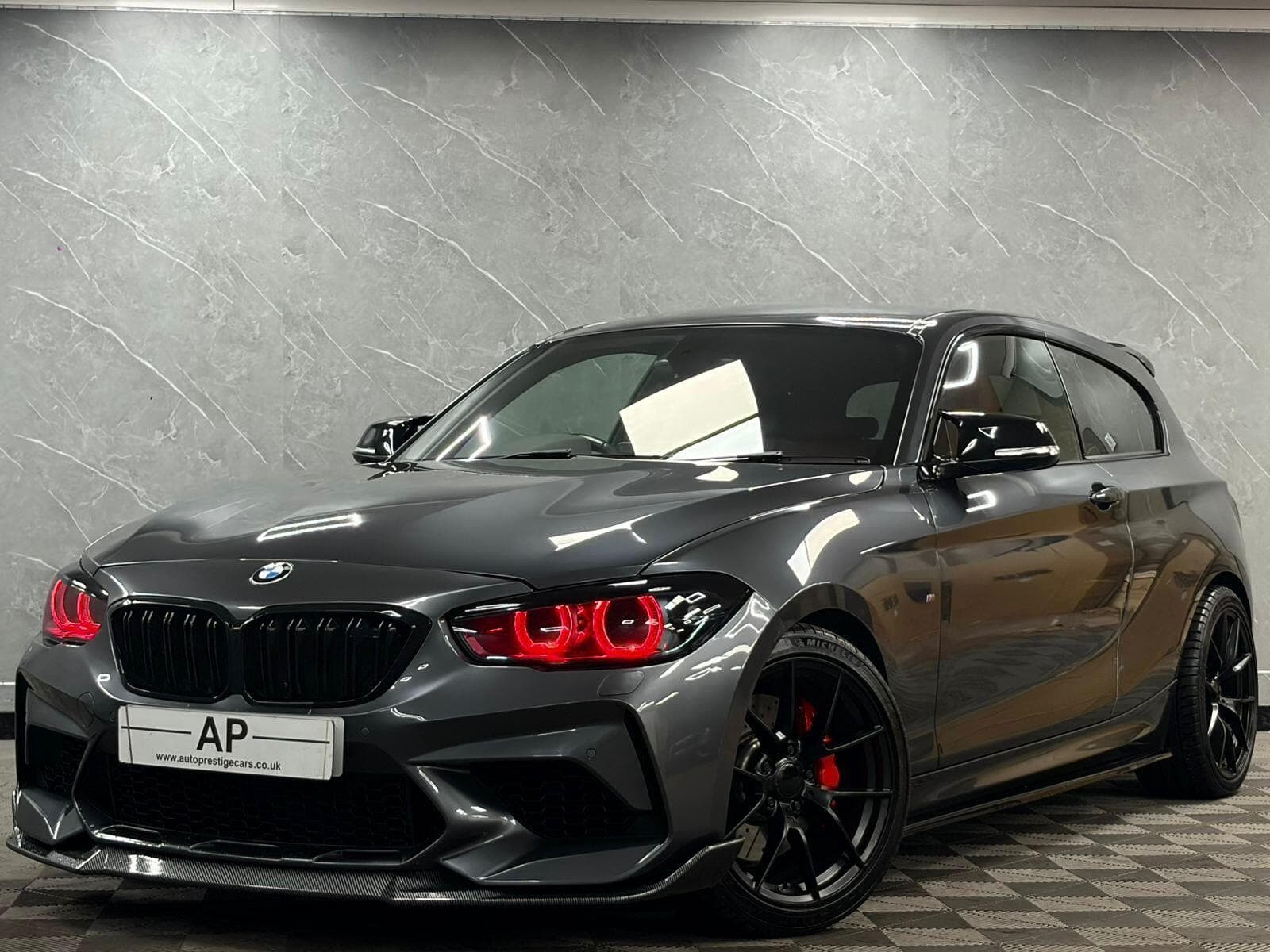 2016 BMW 1 Series - Thumbnail 25
