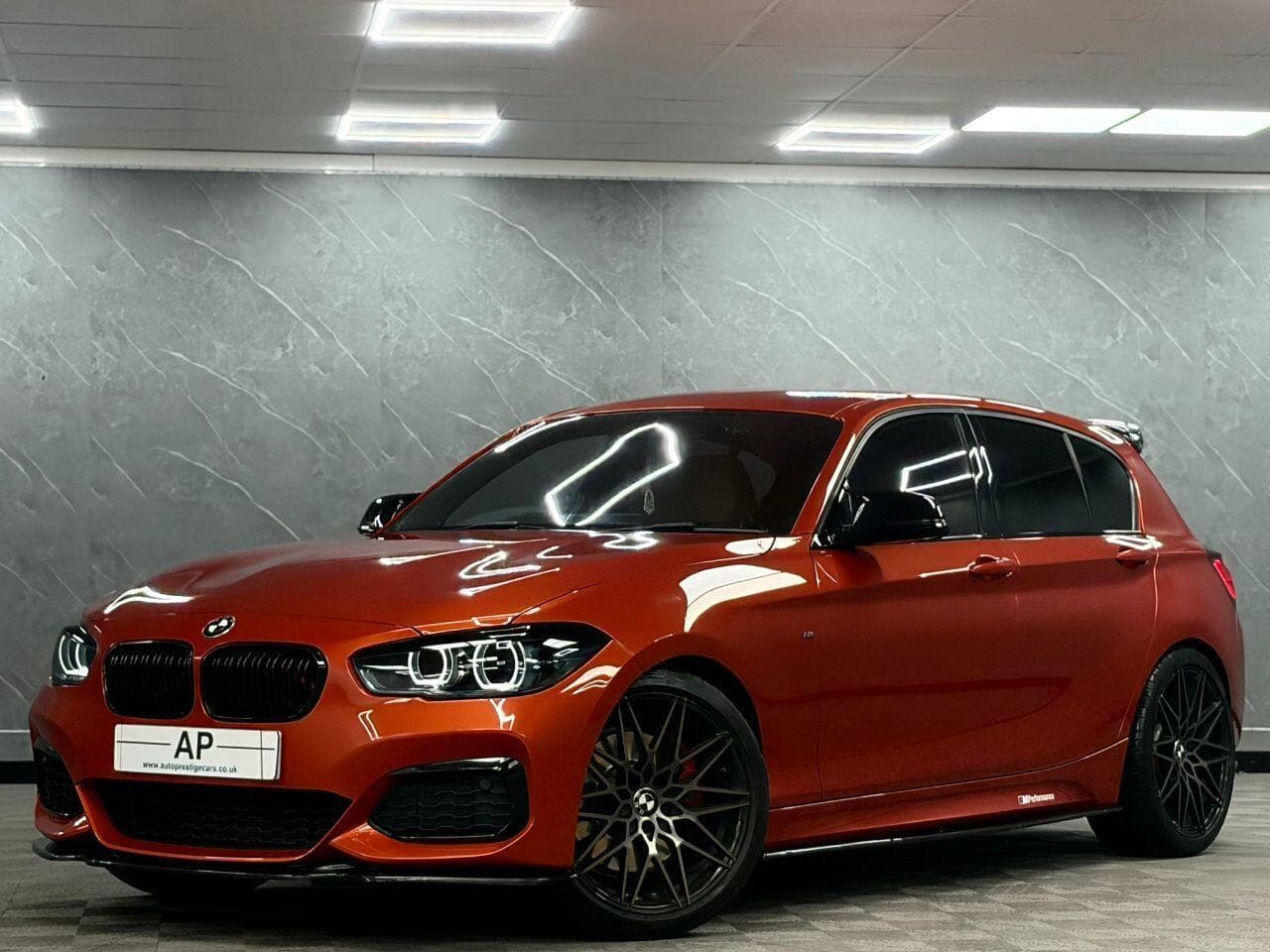 2017 BMW 1 Series - Thumbnail 15