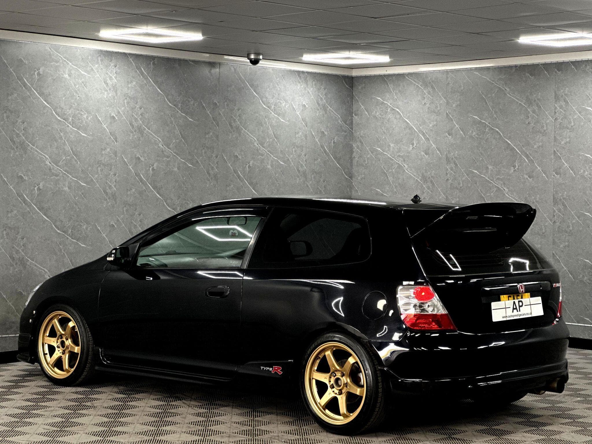 2005 Honda Civic - Thumbnail 2