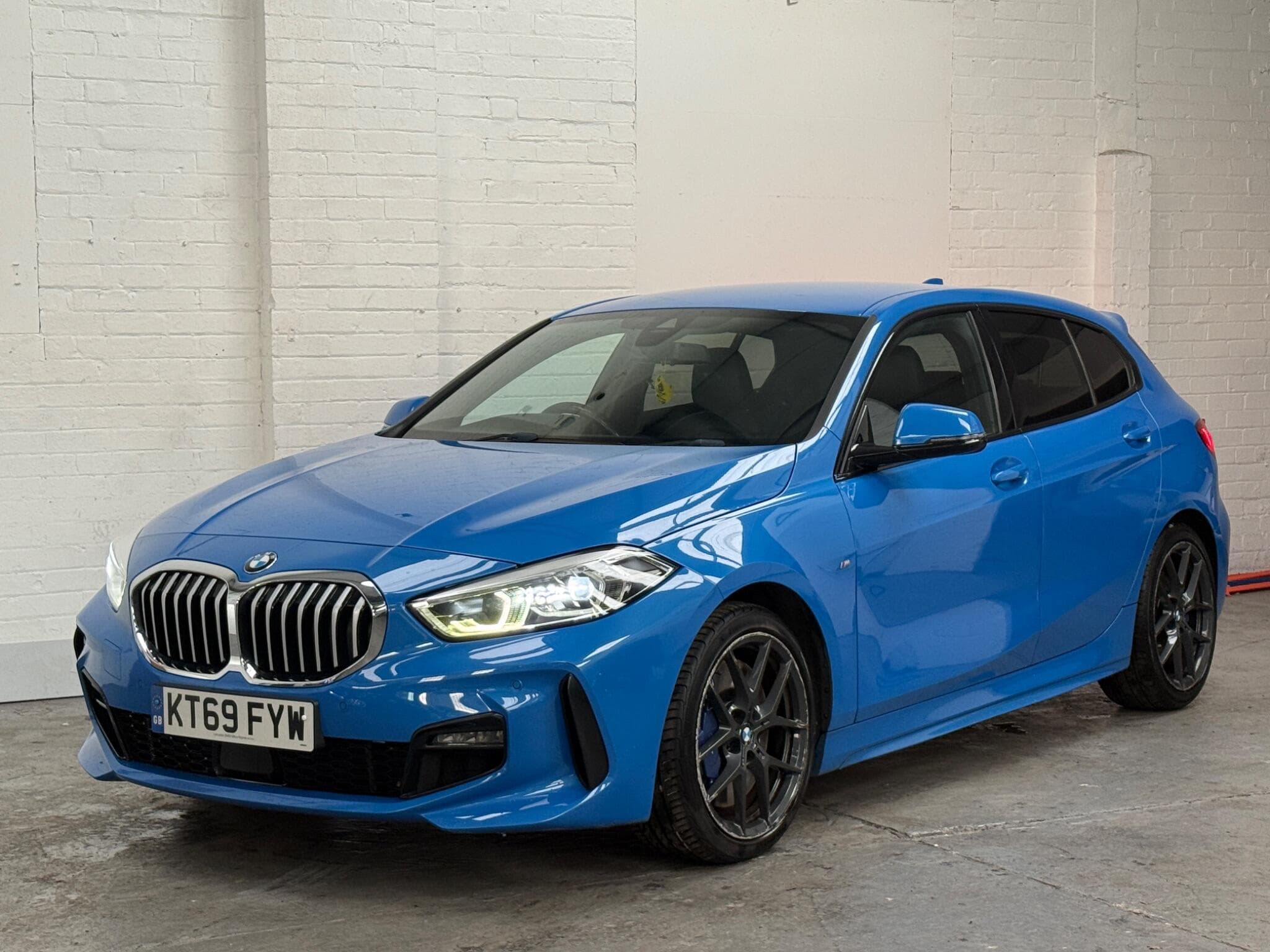 2020 BMW 1 Series - Thumbnail 8