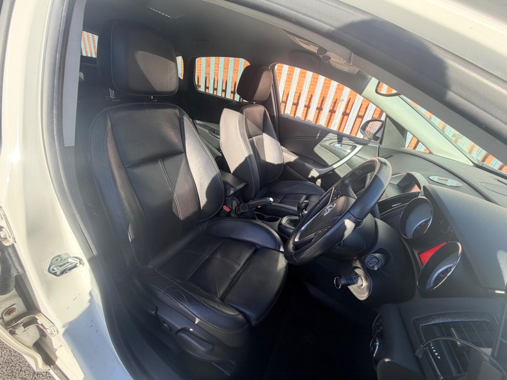 2012 Vauxhall Astra - Thumbnail 6