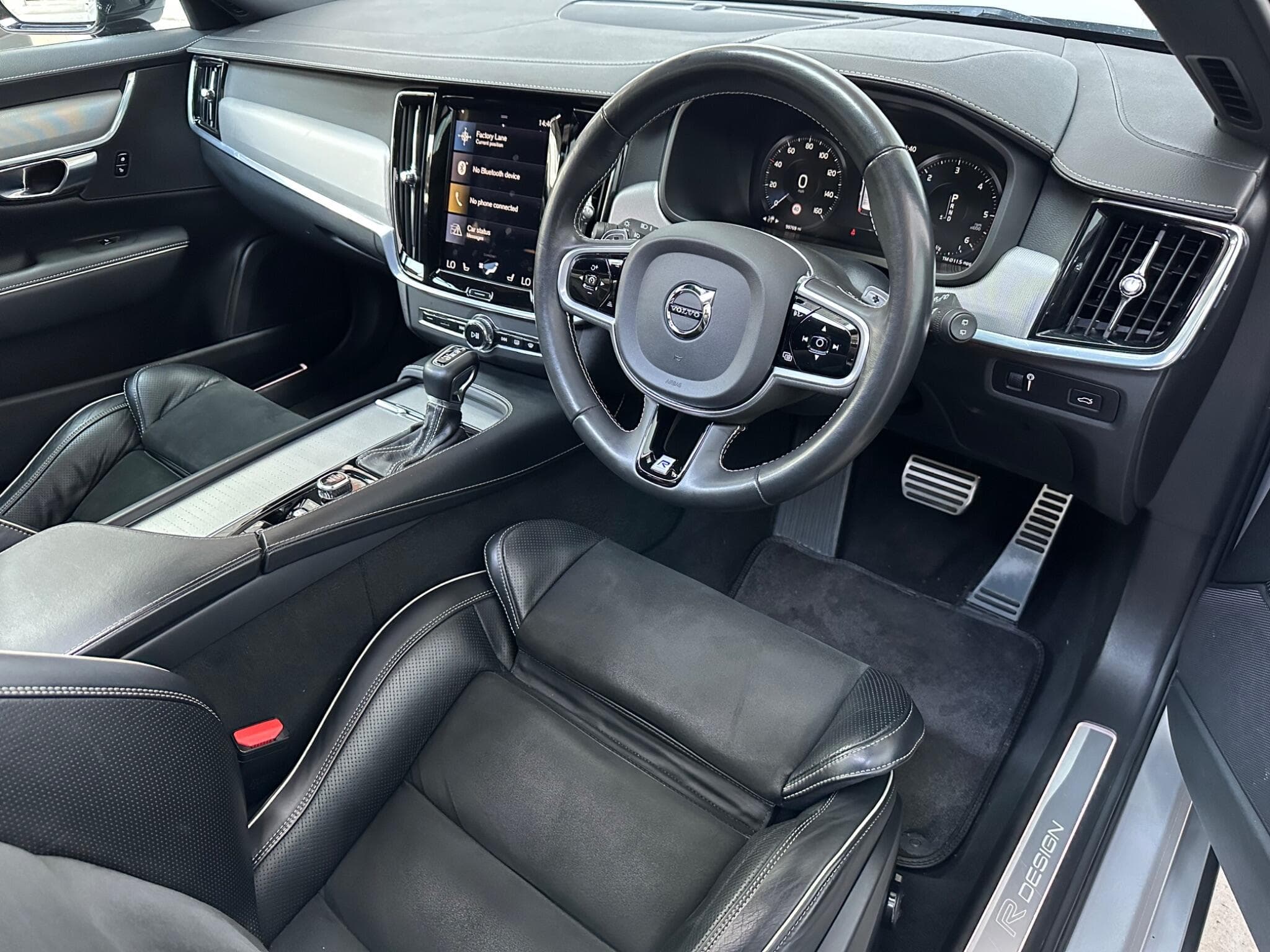 2020 Volvo V90 - Thumbnail 4