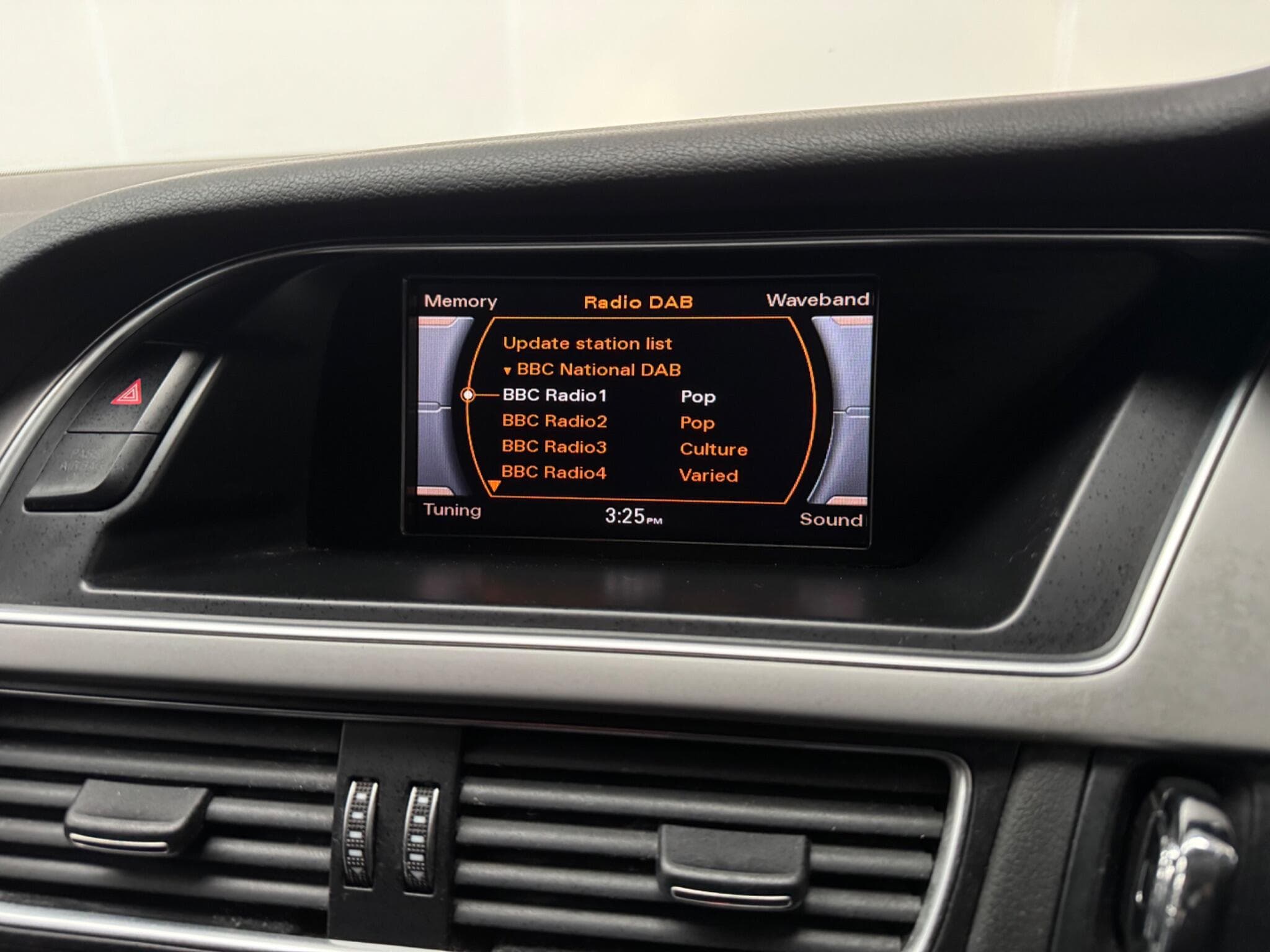 2013 Audi A4 - Thumbnail 15