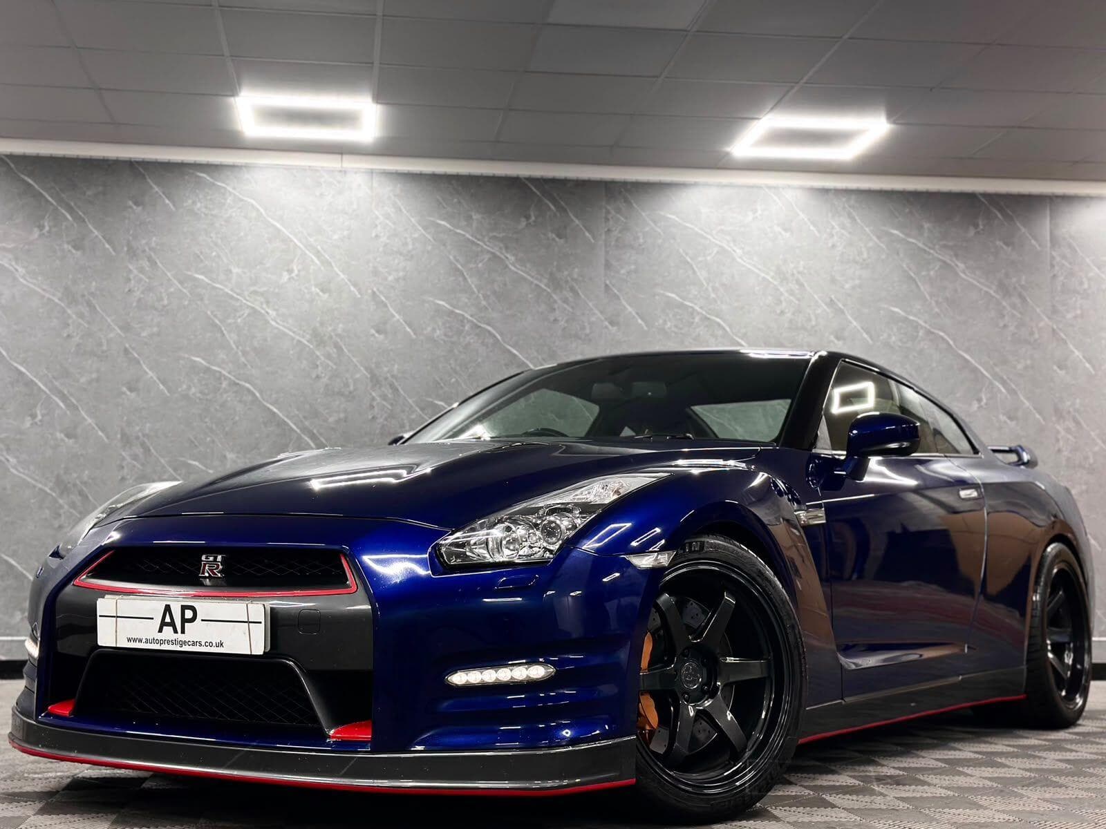 2012 Nissan GT-R - Thumbnail 30