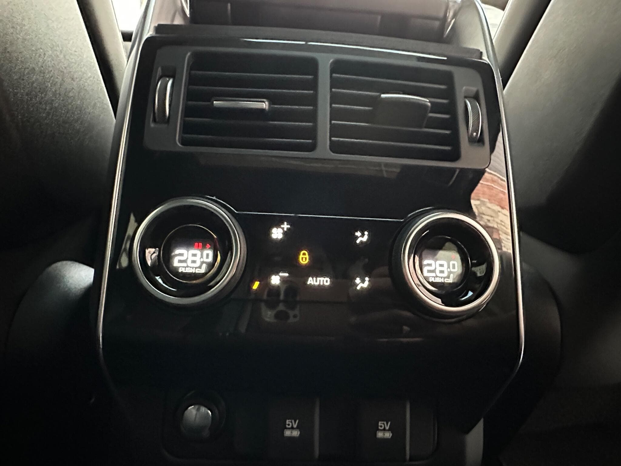 2021 Land Rover Range Rover Sport - Thumbnail 32