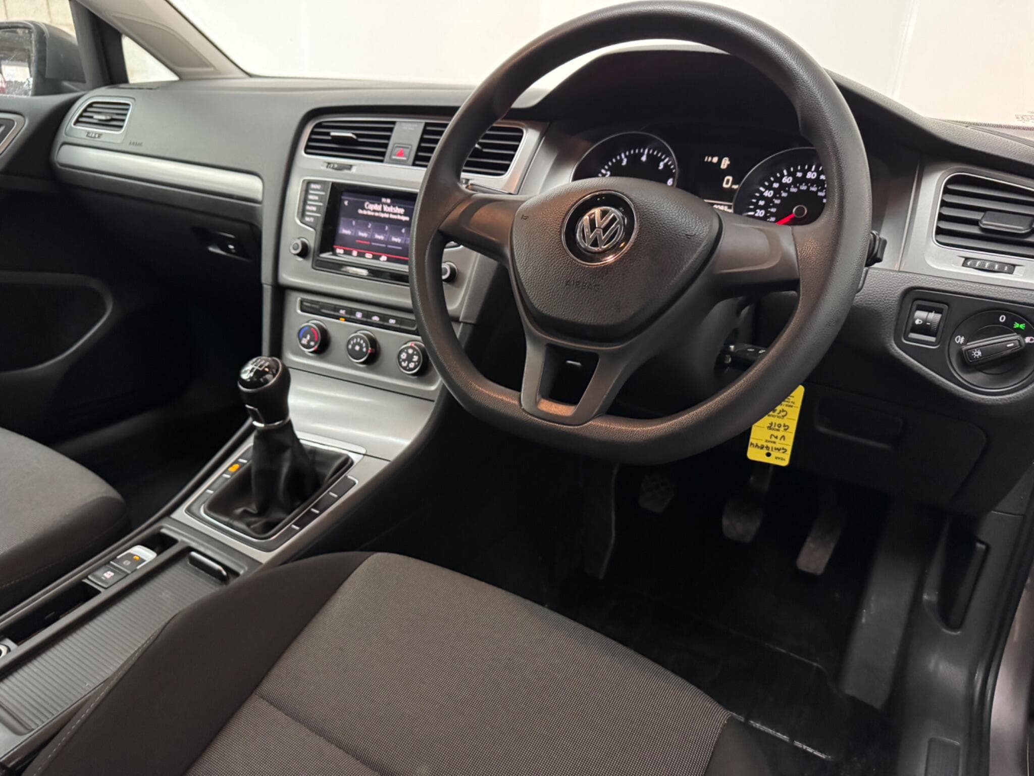 2014 Volkswagen Golf - 3
