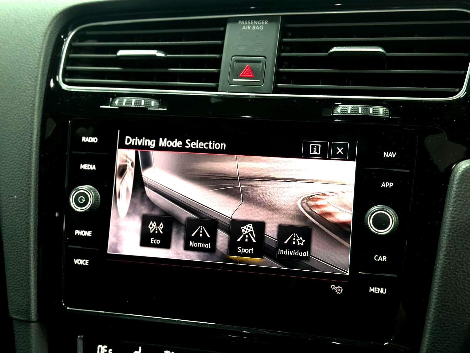 2018 Volkswagen Golf - Thumbnail 45