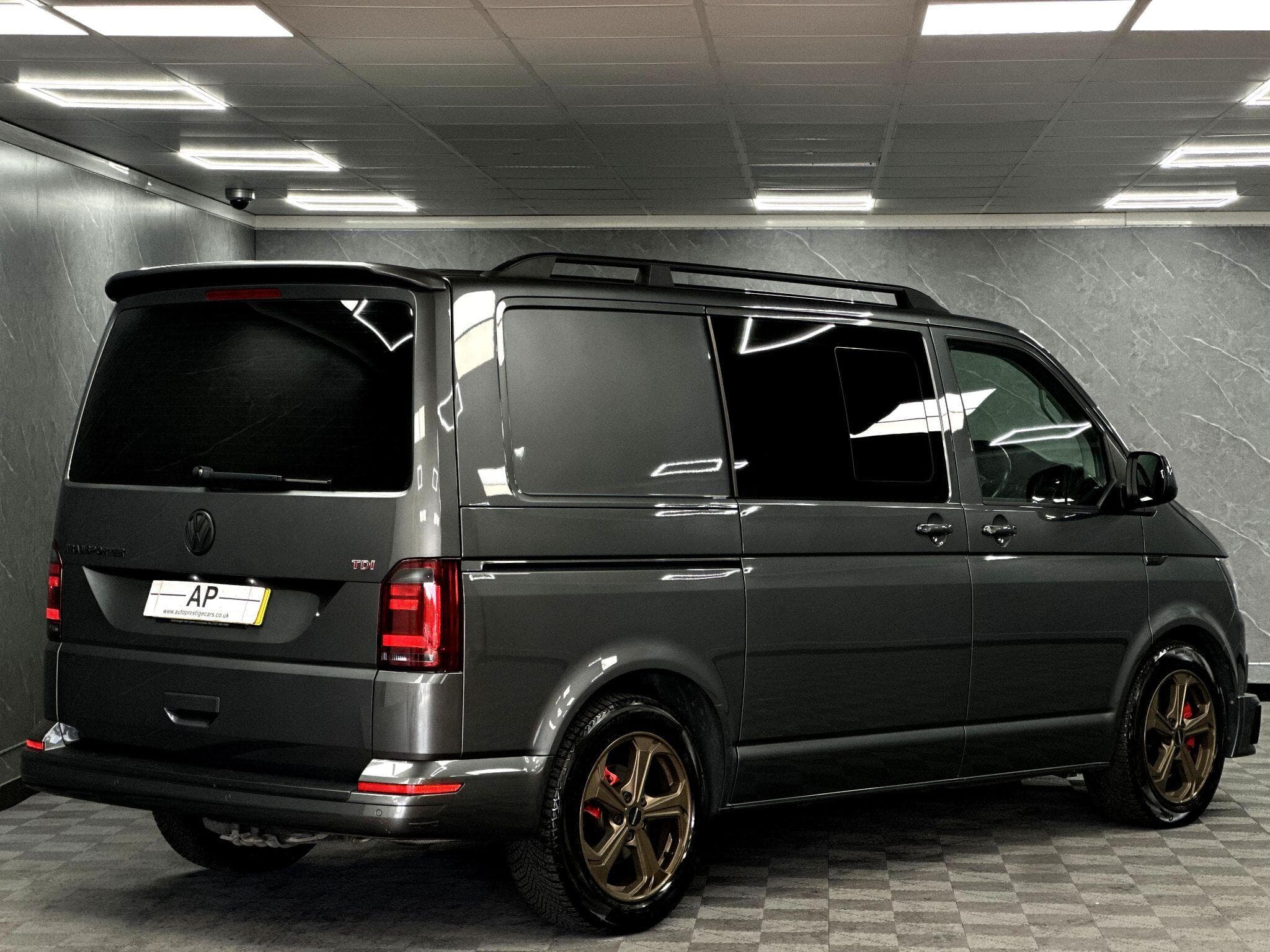 2018 Volkswagen Transporter - Thumbnail 20
