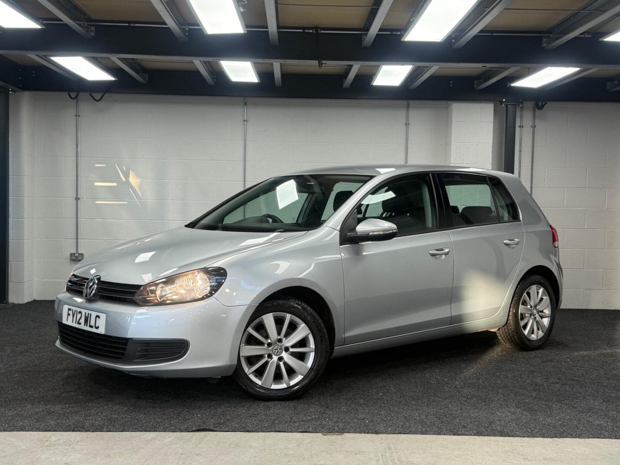 2012 Volkswagen Golf - Image 1