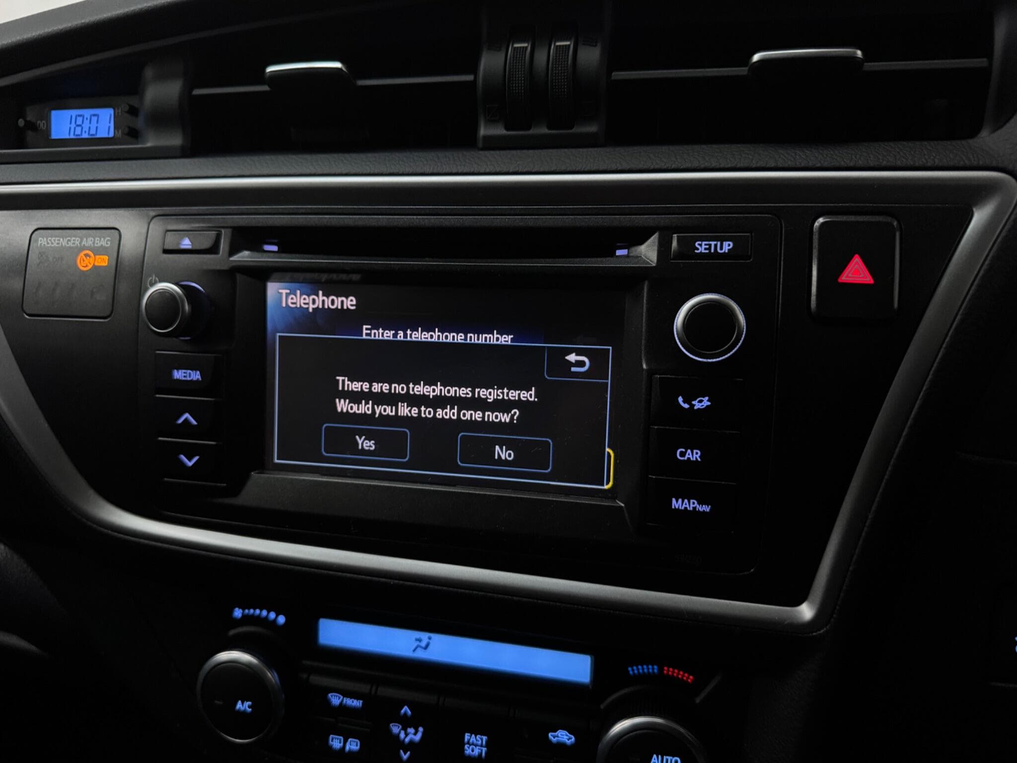 2013 Toyota Auris - Thumbnail 15