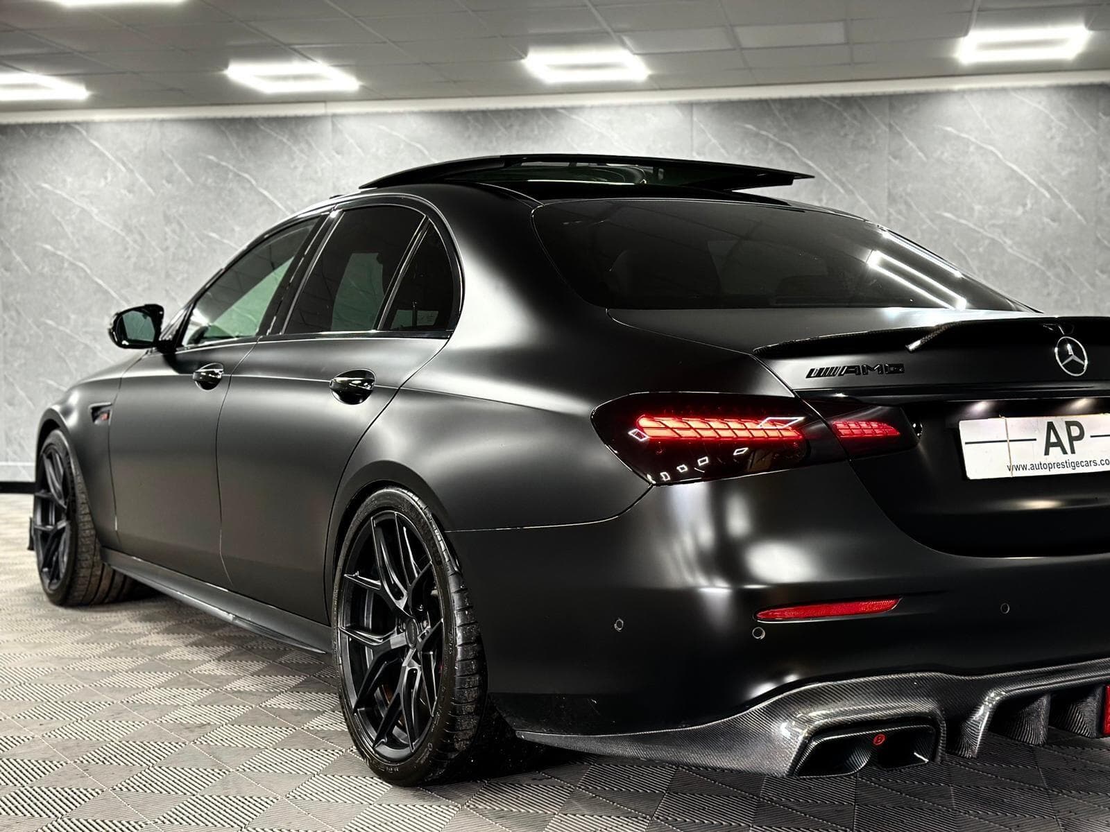 2020 Mercedes-Benz E Class - Thumbnail 22