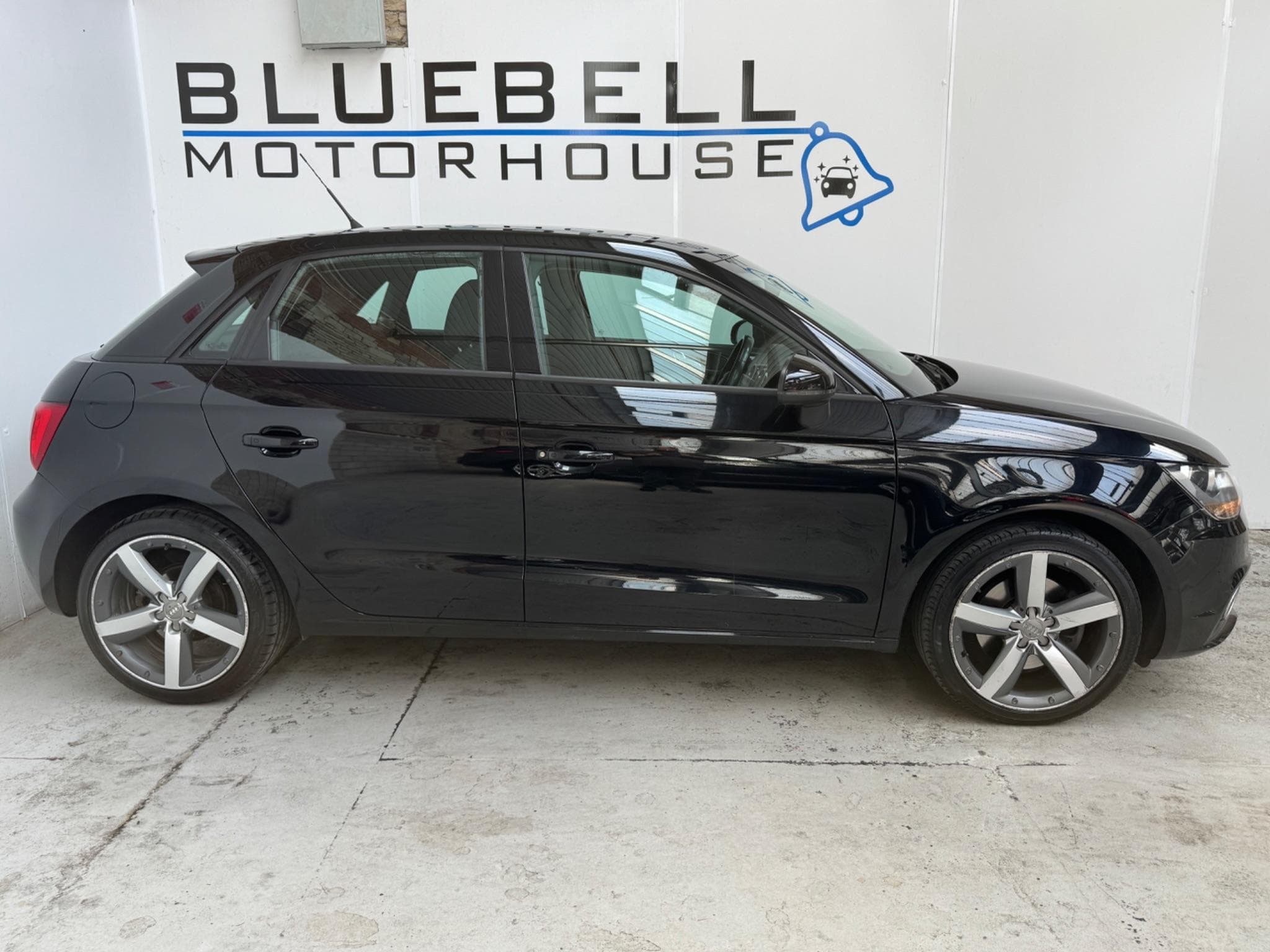 2012 Audi A1 - Thumbnail 8