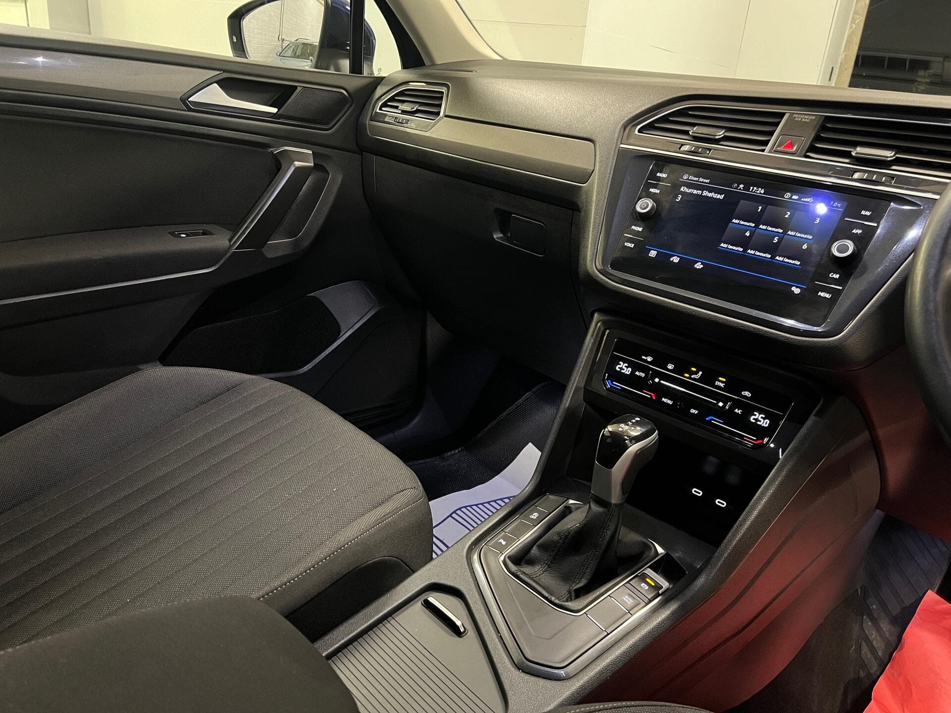 2023 Volkswagen Tiguan Allspace - Thumbnail 37