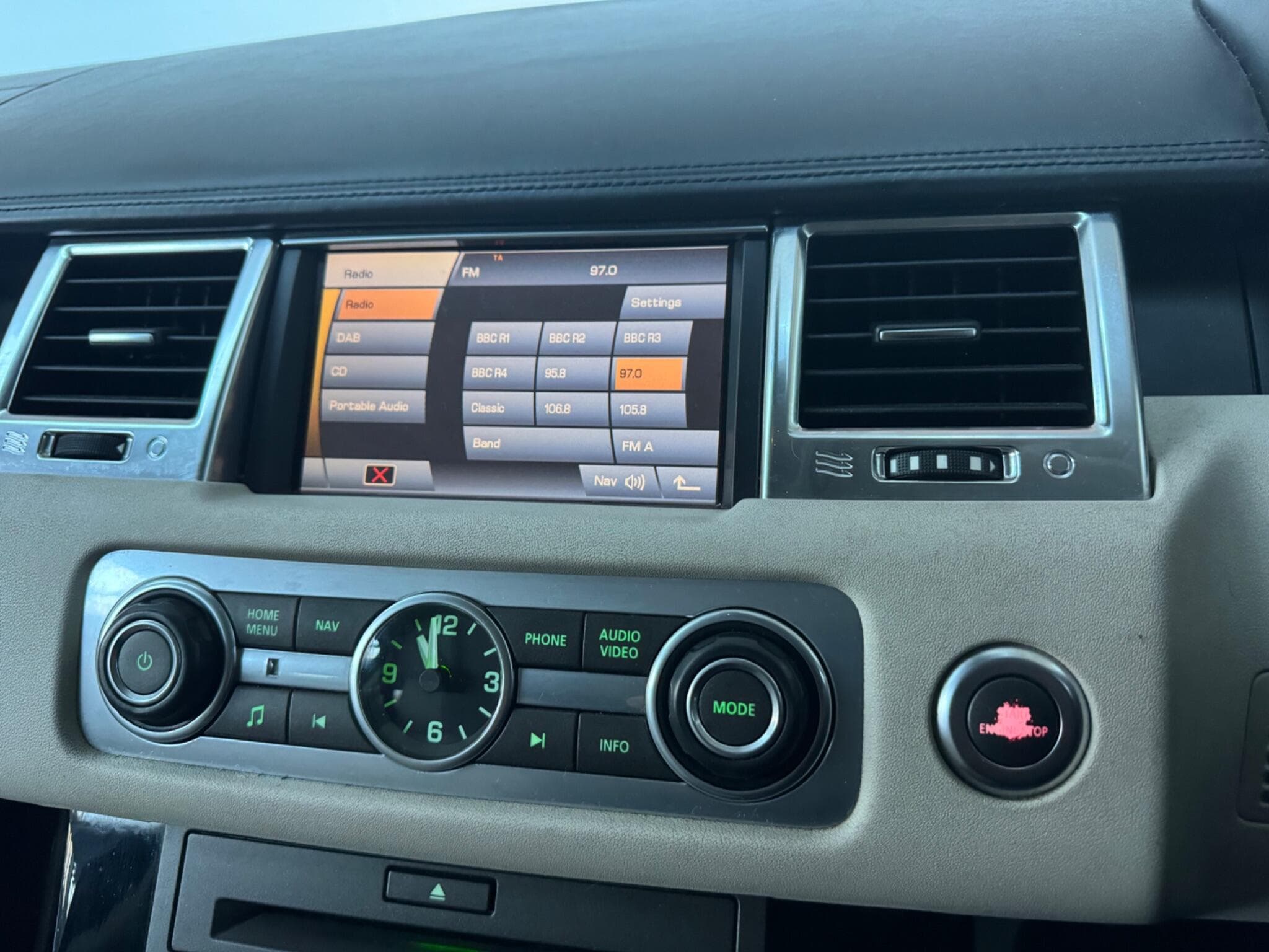 2009 Land Rover Range Rover Sport - Thumbnail 9