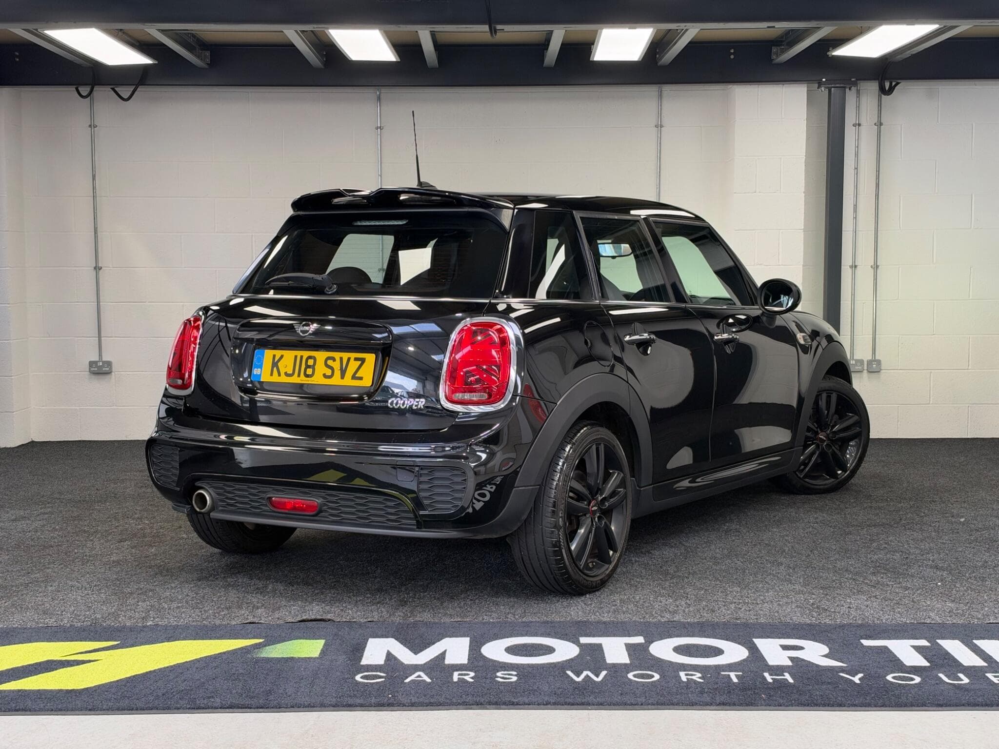 2018 MINI Hatch - Thumbnail 15