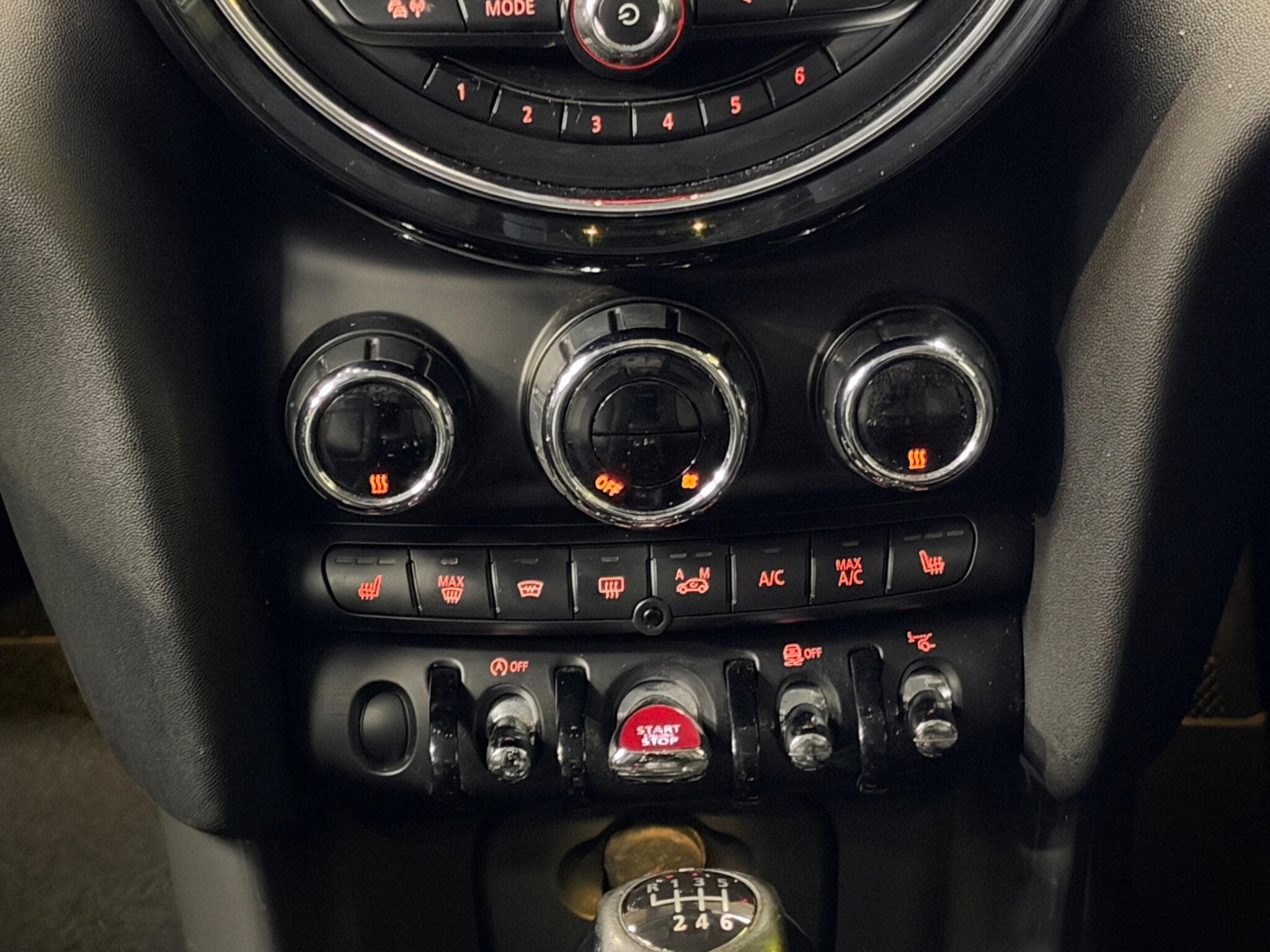 2016 MINI Hatch - Thumbnail 20