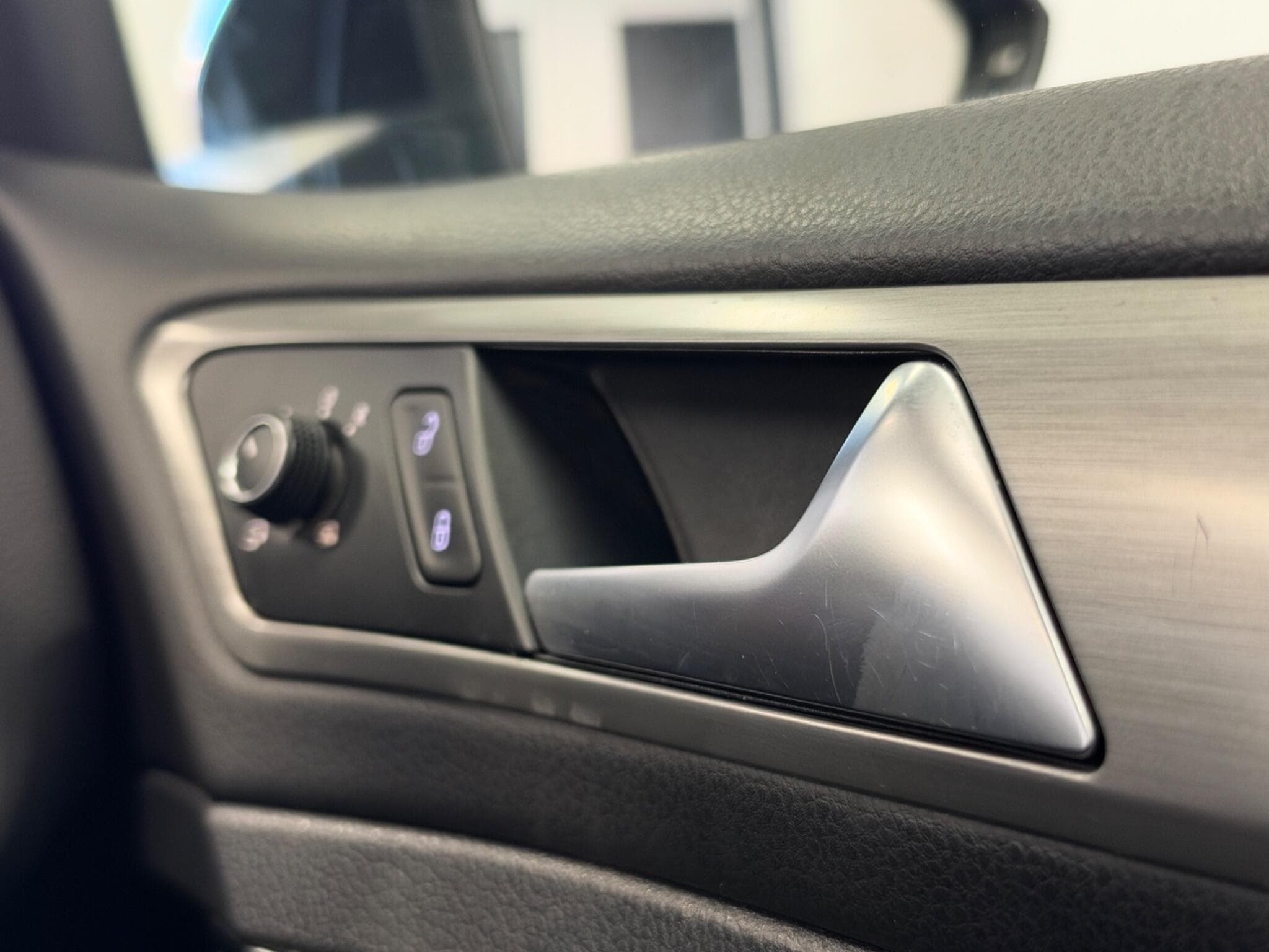 2014 Volkswagen Golf - Thumbnail 24