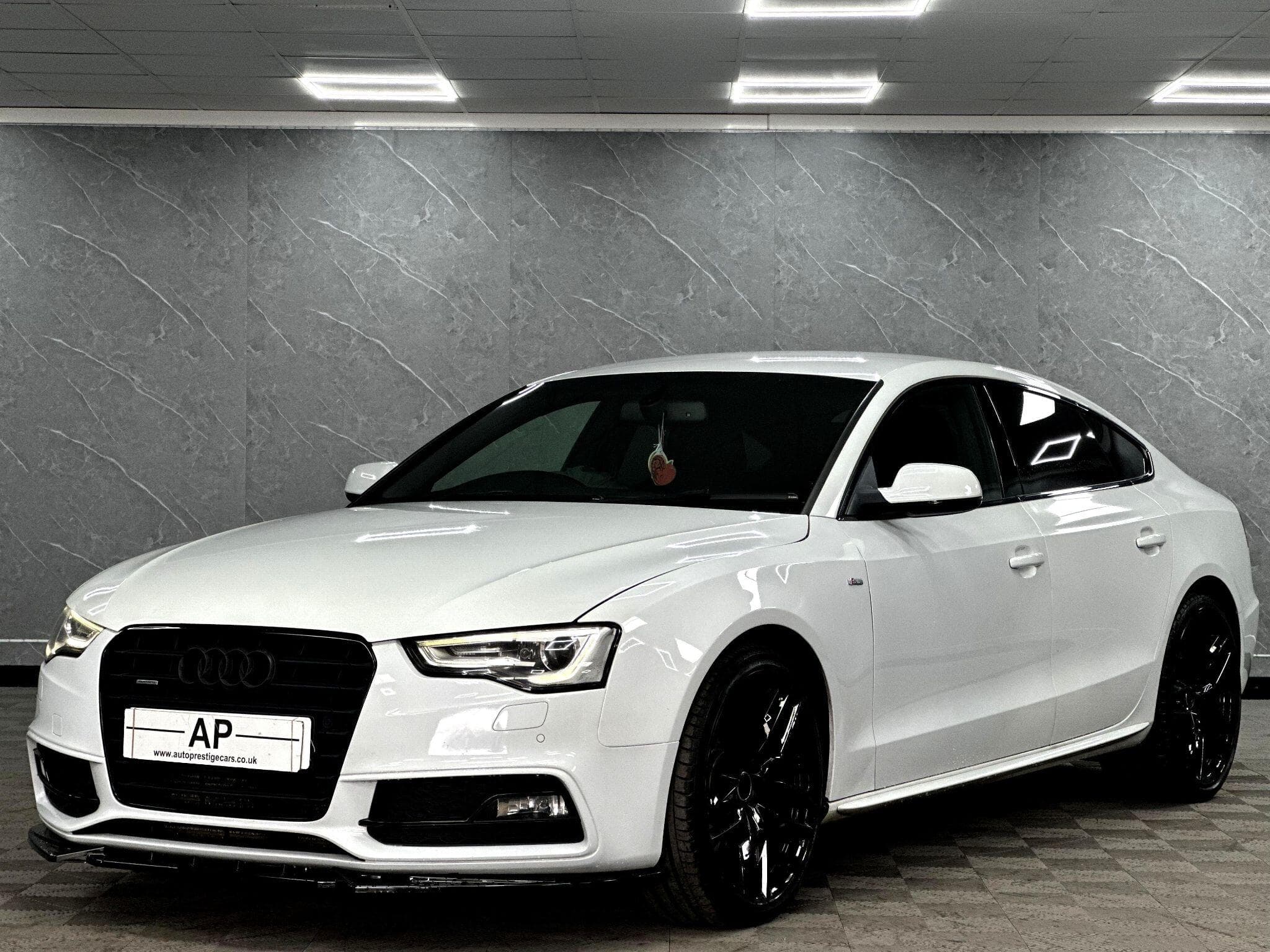 2014 Audi A5 - Thumbnail 2