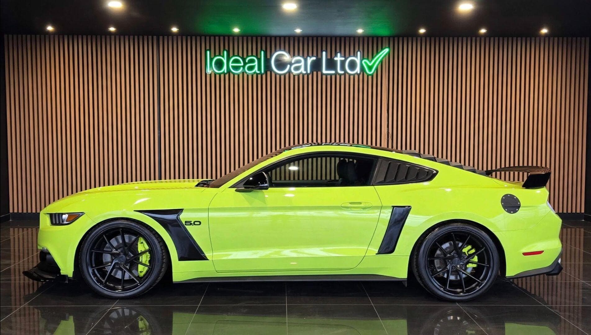 2016 Ford Mustang - Image 4